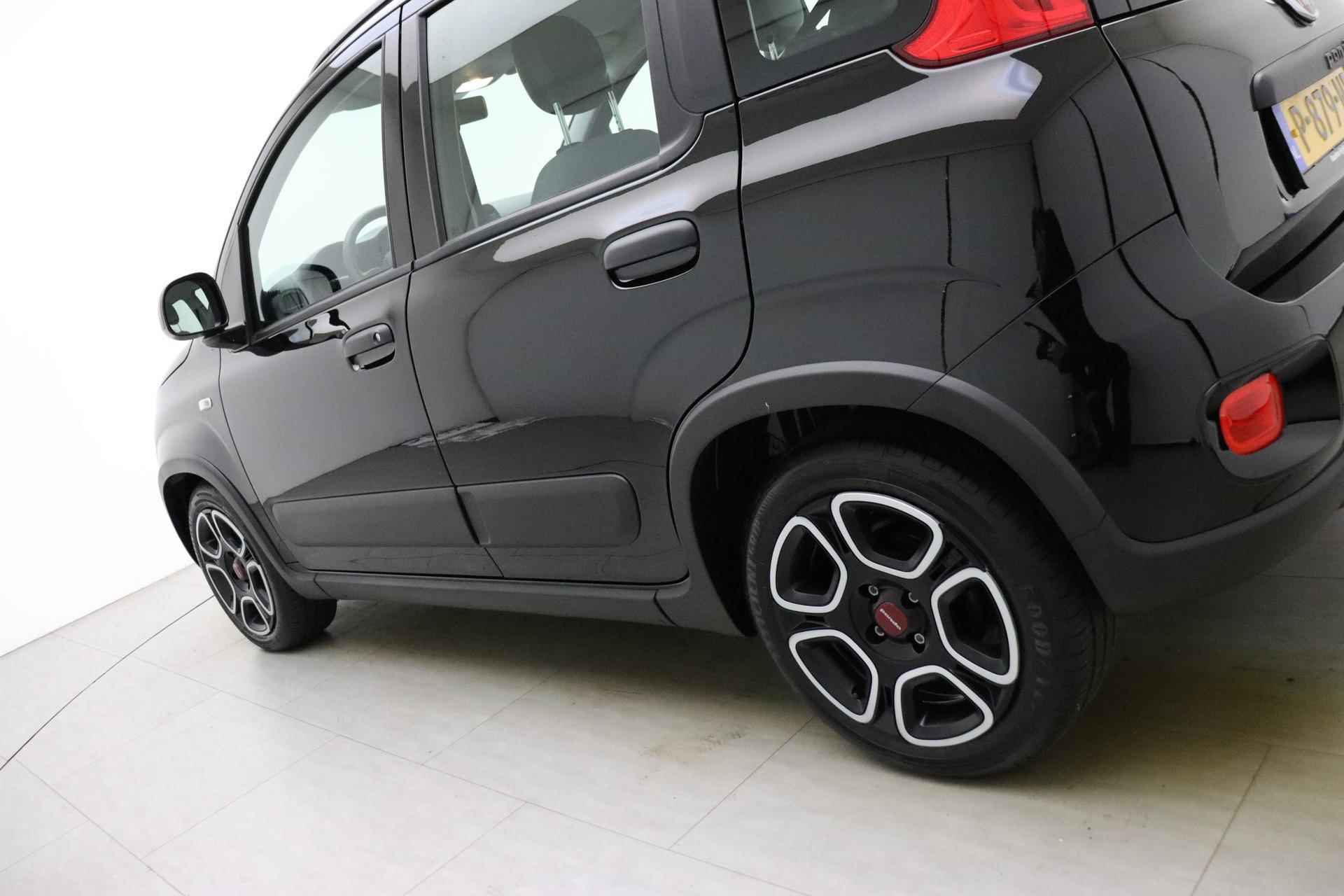 Fiat Panda 1.0 Hybrid City Life | Navigatie via Apple carplay | 5 Zitplaatsen | Dakrails | DAB Radio | Hoge instap | Zuinige motor - 16/32