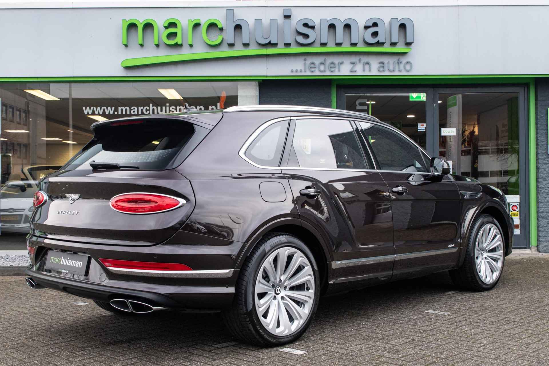 Bentley Bentayga 3.0 V6 Hybrid / NL AUTO / 1E EIG / NACHTZICHT / ADAPT.CRUISE - 2/89