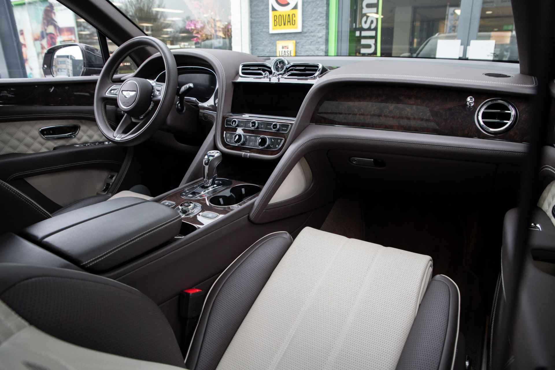 Bentley Bentayga 3.0 V6 Hybrid / NL AUTO / 1E EIG / NACHTZICHT / ADAPT.CRUISE - 19/89