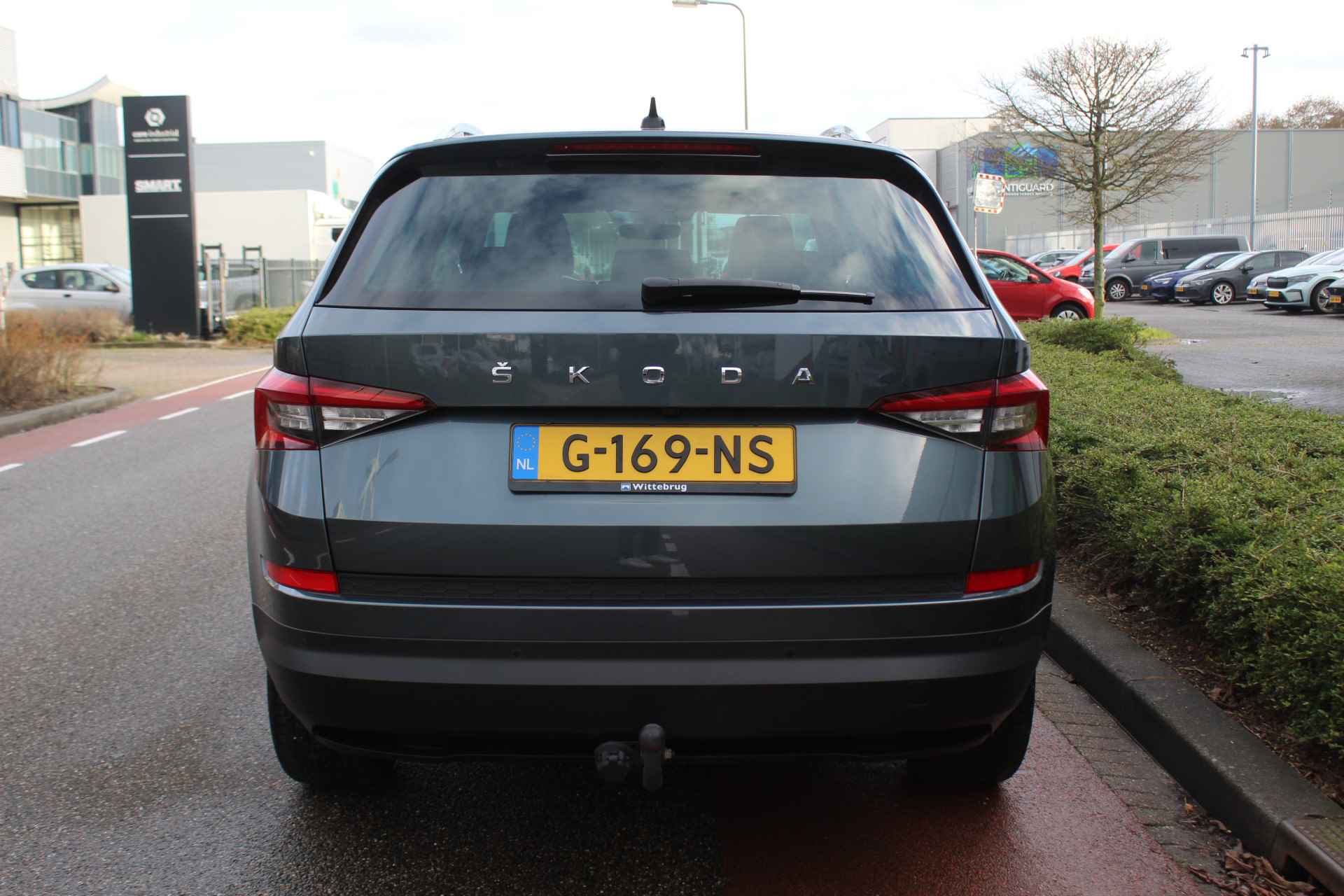 Škoda Kodiaq 1.5 TSI 150pk Business Edition Plus / Half Leder / 19"LMV / PANODAK / 360"CAMERA / APP.Connect / NAVI - 10/42