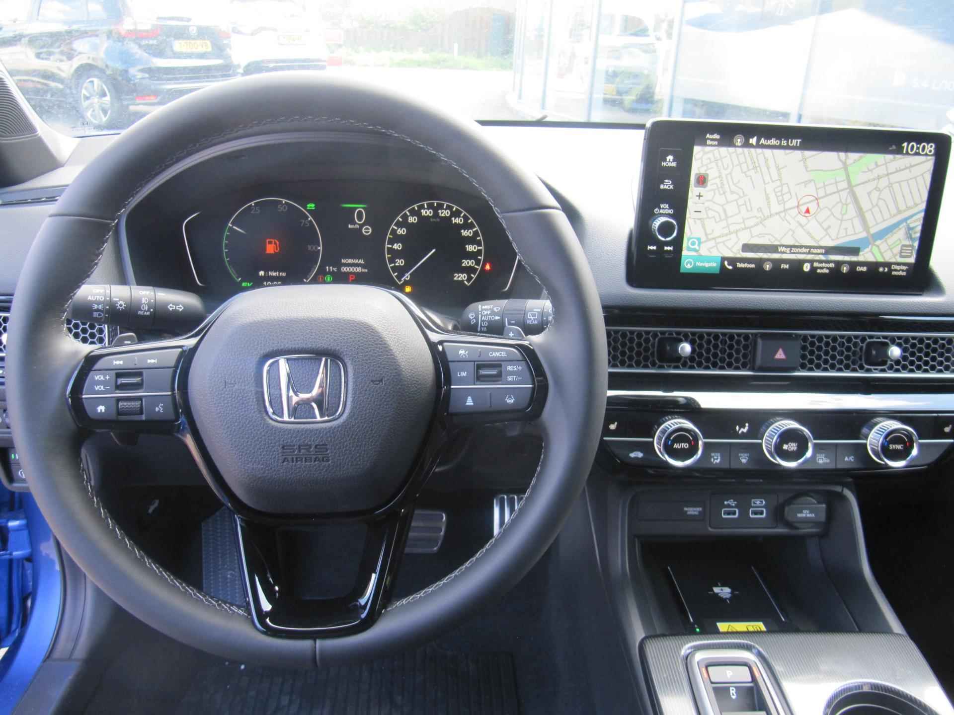 Honda Civic 2.0 e:HEV HYBRID Sport - 8/10
