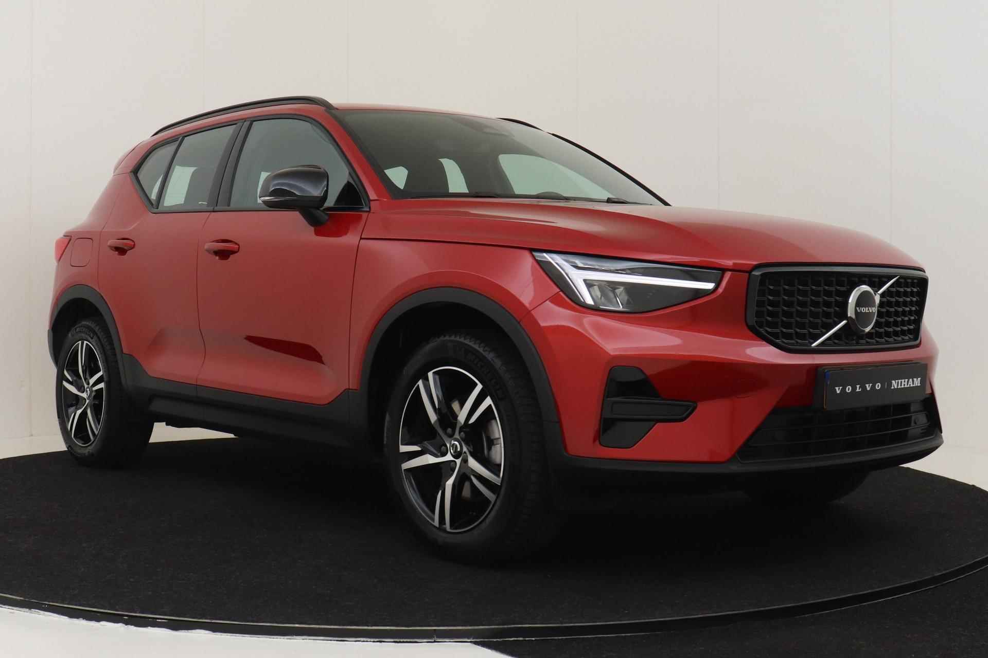 Volvo XC40 B4 (M-HYBRID) PLUS DARK -CAMERA|ADAP.CRUISE|VERW.VOORRUIT|TREKHAAK - 15/37