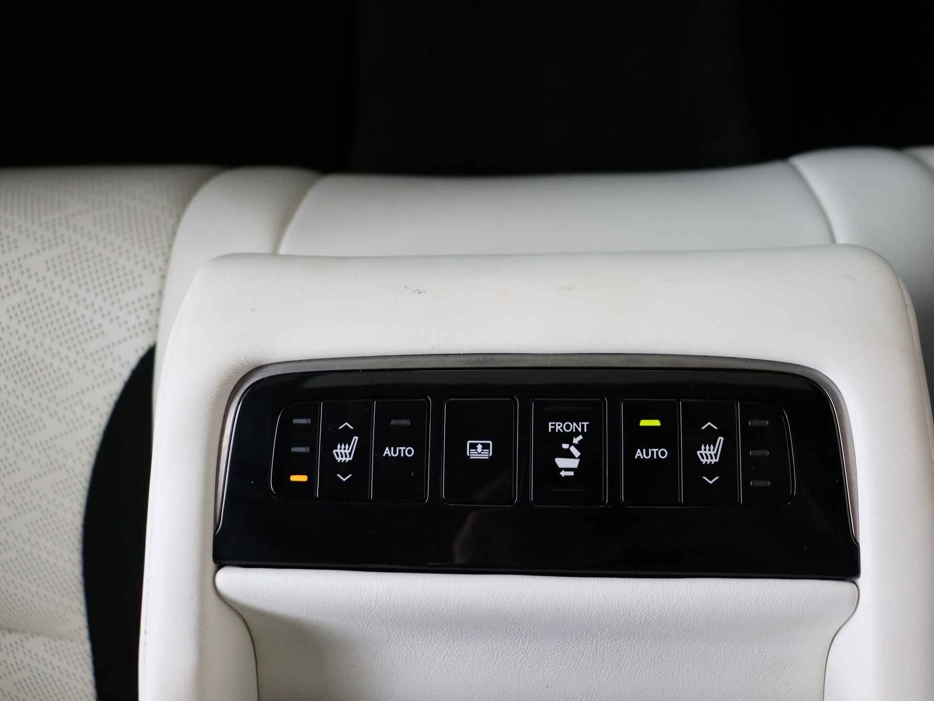 Lexus LS 500h F Sport Line | Mark Levinson | Luchtvering | Achterasbesturing | - 30/47