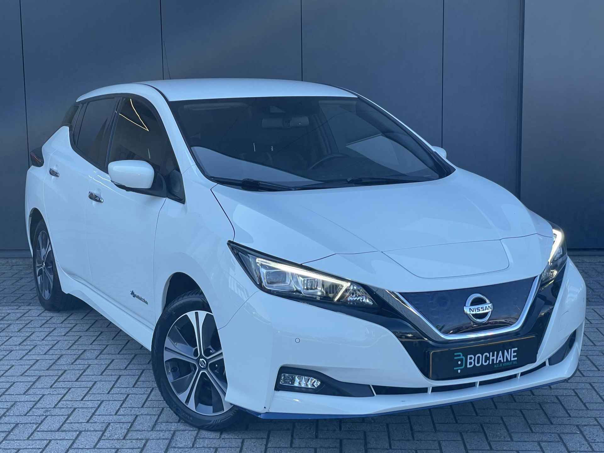 Nissan LEAF 62 kWh e+ Tekna | Leder | Groot accupakket | 18 inch | Bose® Audio | Navigatie | Lage km-stand - 4/45