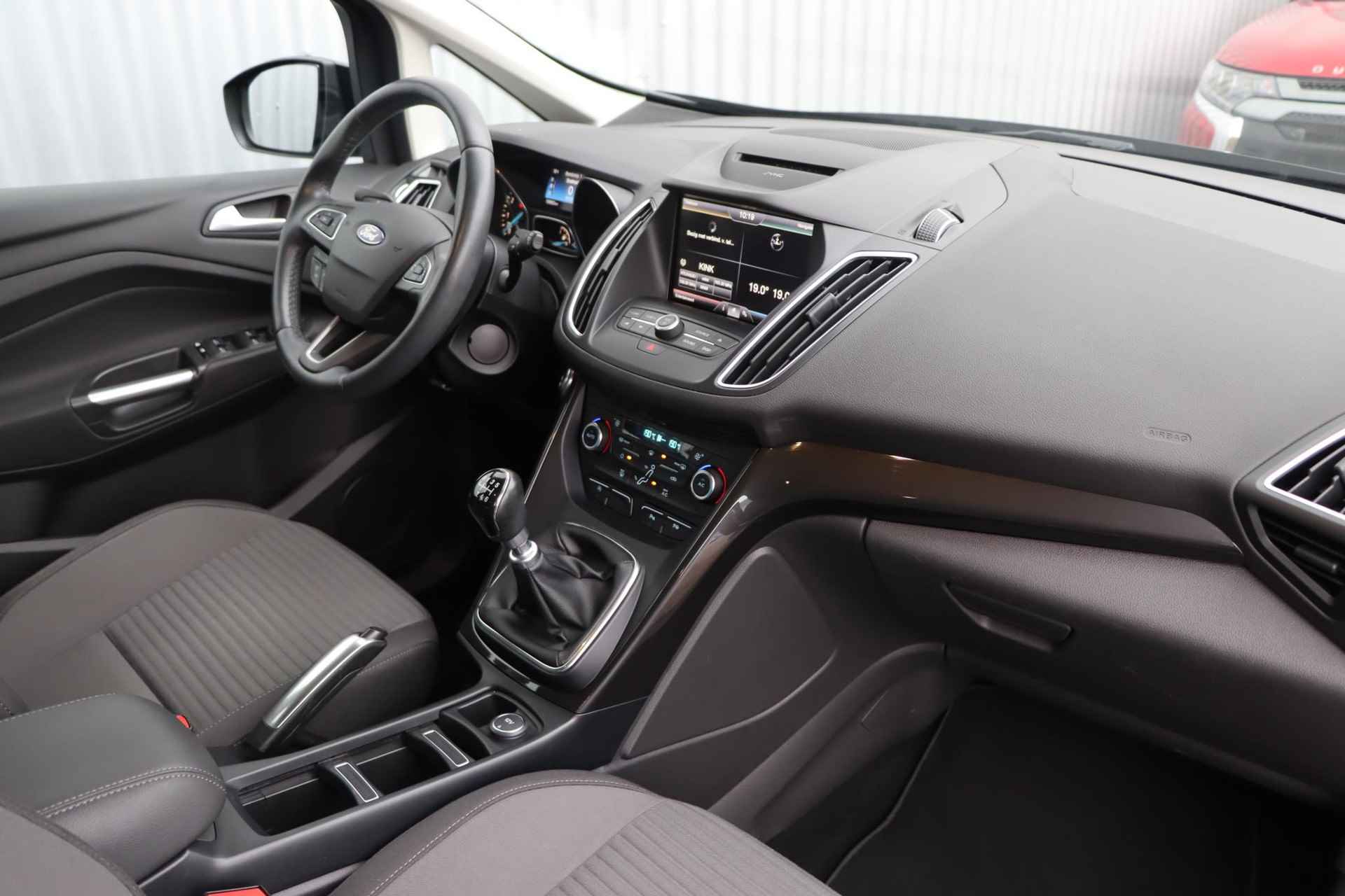 Ford C-Max 1.0 Titanium | Cruise Control | Parkeersensoren | Climate Control | Verwarmbare Voorruit | Elektrisch verstelbare bestuurdersstoel | 17" lichtmetalen velgen | - 9/42