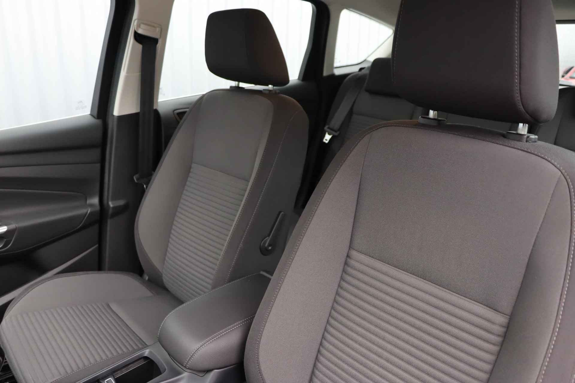 Ford C-Max 1.0 Titanium | Cruise Control | Parkeersensoren | Climate Control | Verwarmbare Voorruit | Elektrisch verstelbare bestuurdersstoel | 17" lichtmetalen velgen | - 10/42
