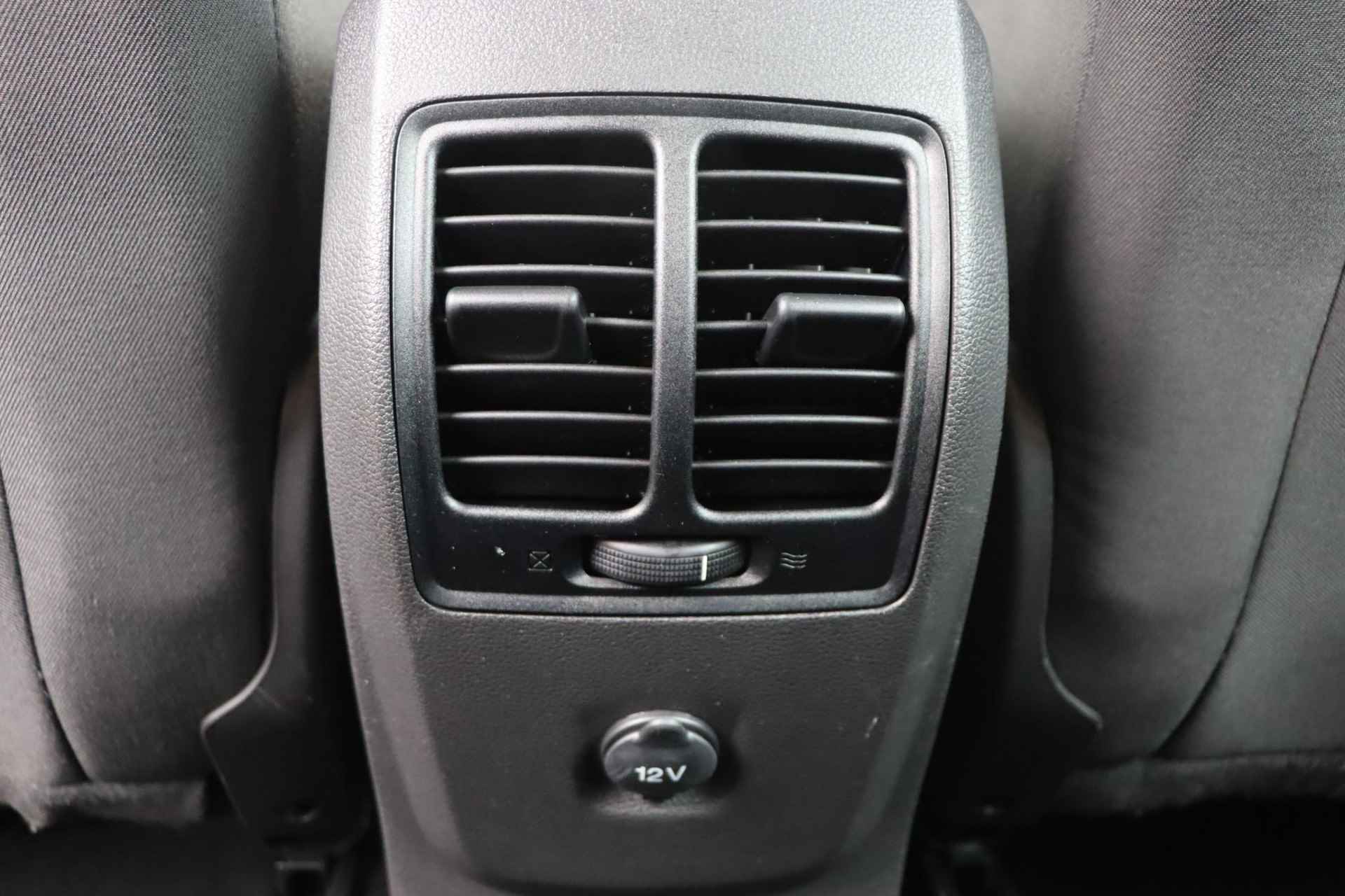 Ford C-Max 1.0 Titanium | Cruise Control | Parkeersensoren | Climate Control | Verwarmbare Voorruit | Elektrisch verstelbare bestuurdersstoel | 17" lichtmetalen velgen | - 13/42