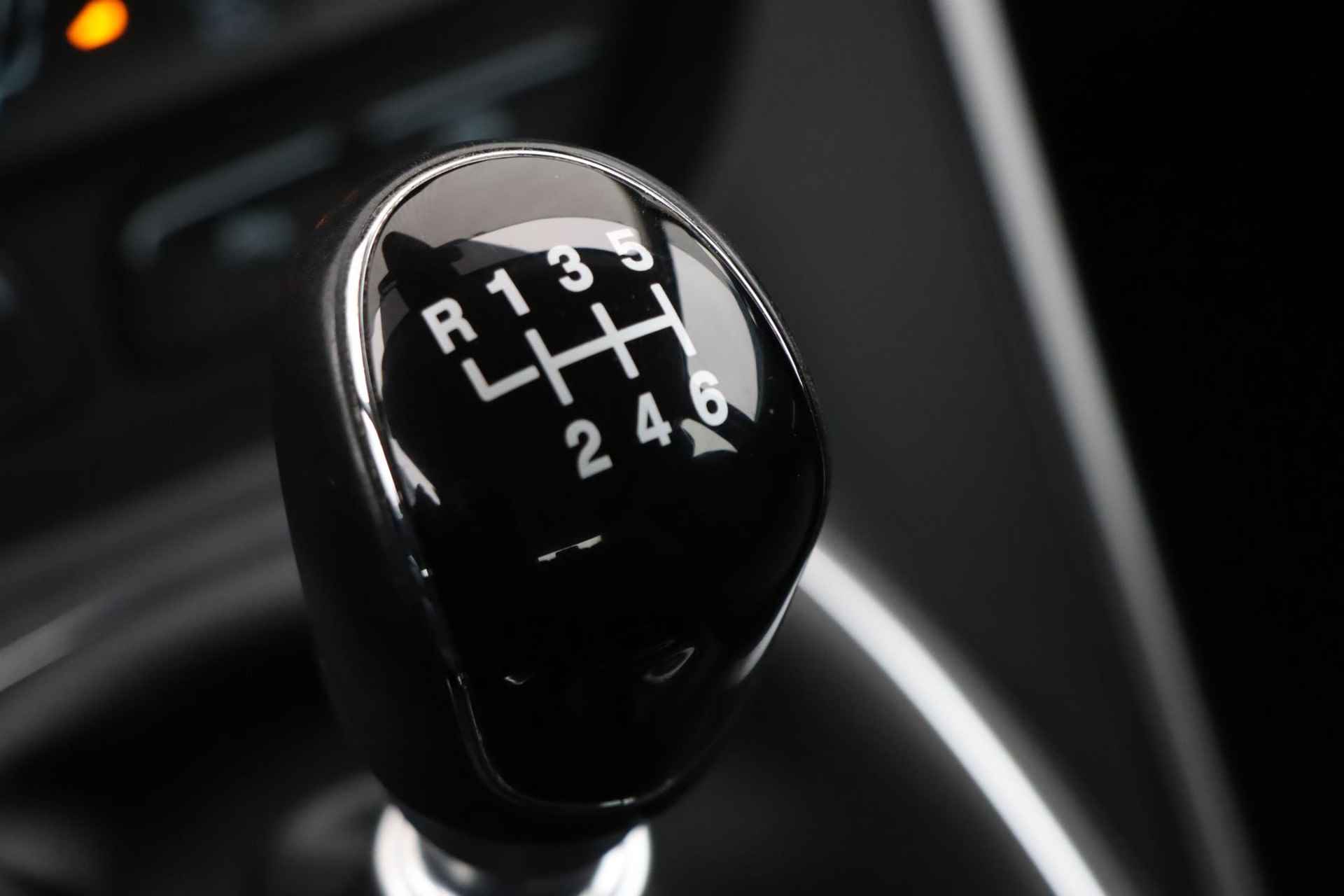 Ford C-Max 1.0 Titanium | Cruise Control | Parkeersensoren | Climate Control | Verwarmbare Voorruit | Elektrisch verstelbare bestuurdersstoel | 17" lichtmetalen velgen | - 33/42