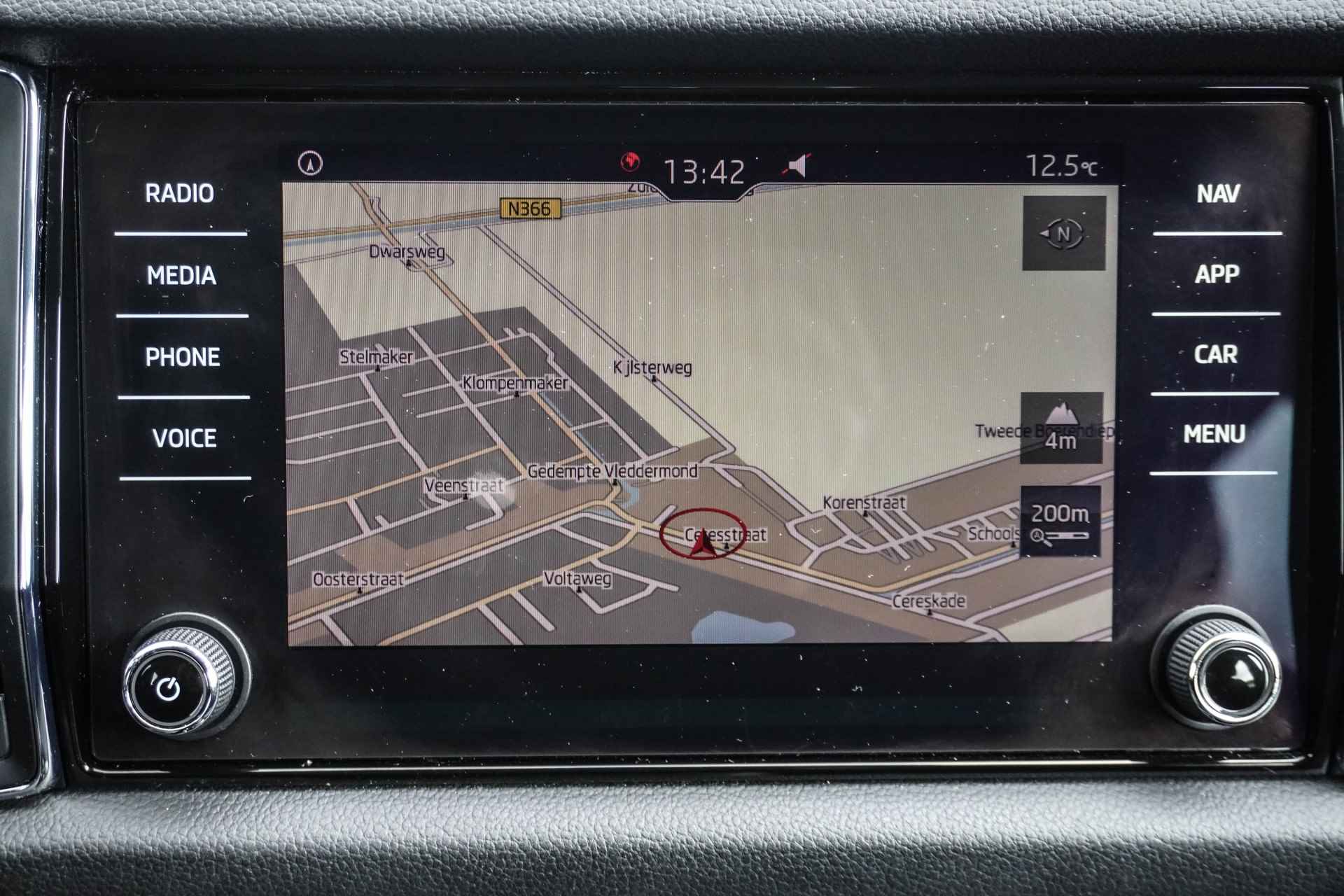 Škoda Kodiaq 1.5 TSI Ambition Business | Navigatie | Automaat | Apple Carplay | LED Koplampen | Climate Control | 12 maand BOVAG Garantie - 17/34