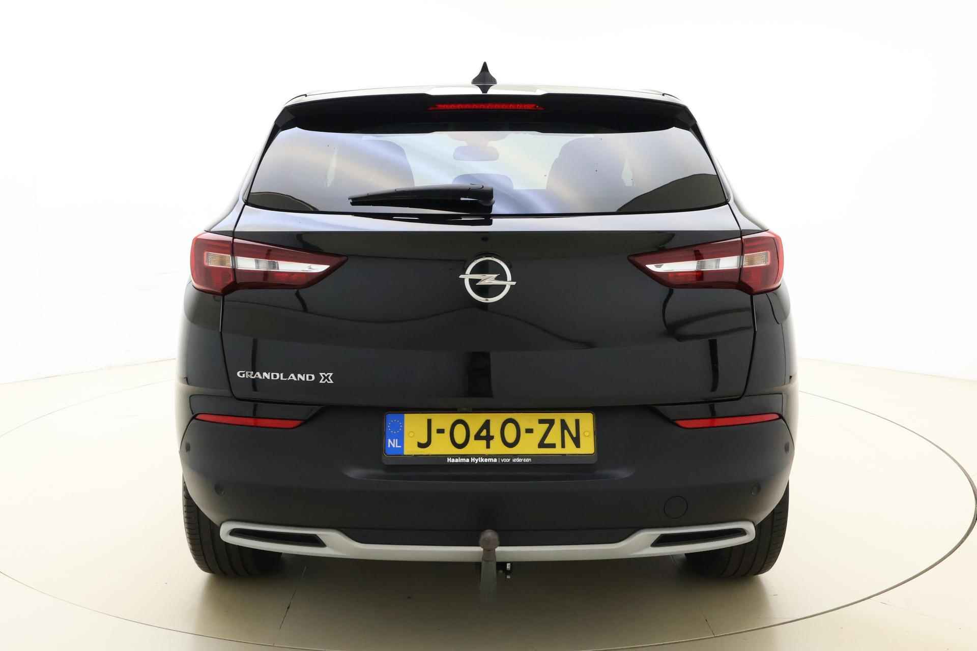 Opel Grandland X 1.2 Turbo Innovation 130 PK | Automaat | Trekhaak | Stoelverwarming | Camera | Parkeersensor | Cruise Control | Stuurverwarming | Licht metalen velgen | - 12/38