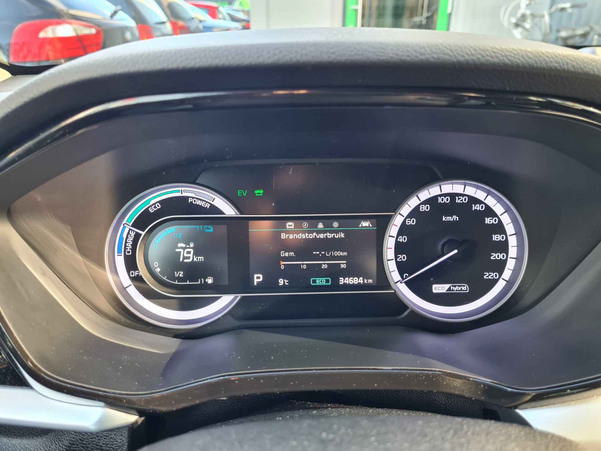 Kia Niro 1.6 GDi Hybrid DynamicLine - 8/17