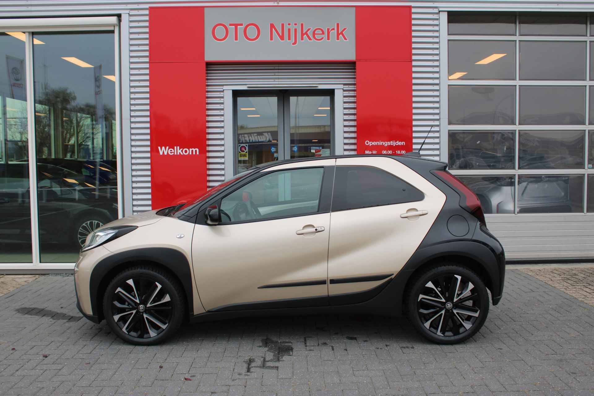 Toyota Aygo X 1.0 VVT-i S-CVT Envy - 8/39