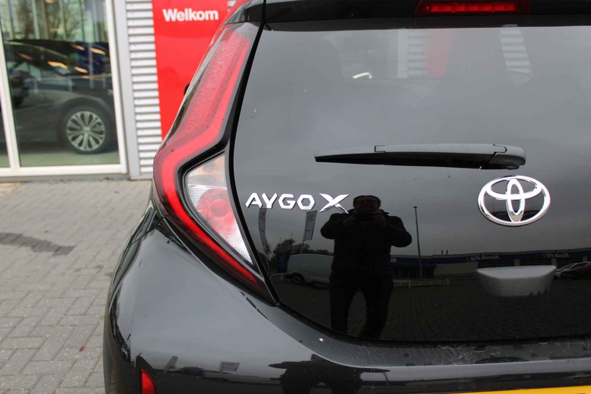 Toyota Aygo X 1.0 VVT-i S-CVT Envy - 37/39