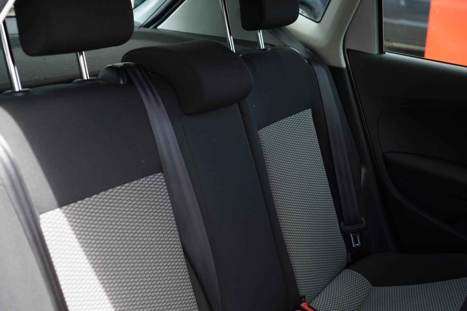 Volkswagen Polo 1.2 TDI BlueMotion Comfortline / 1e eigenaar / Lage km stand - 17/27