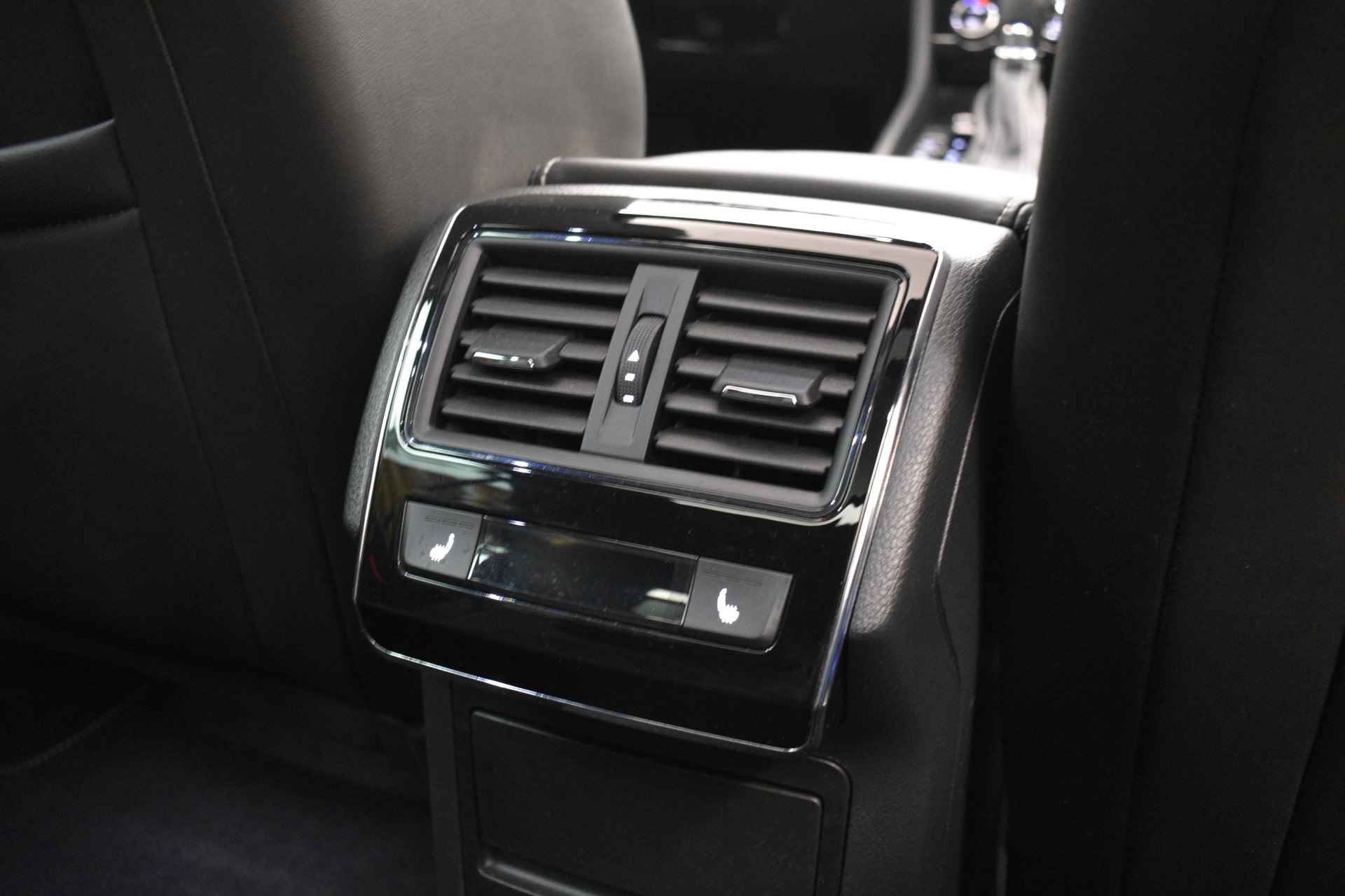 Škoda Superb iV218 Pk Sportline RSi Seats EL Trekh+Aklep Pano Camera 19” - 8/50