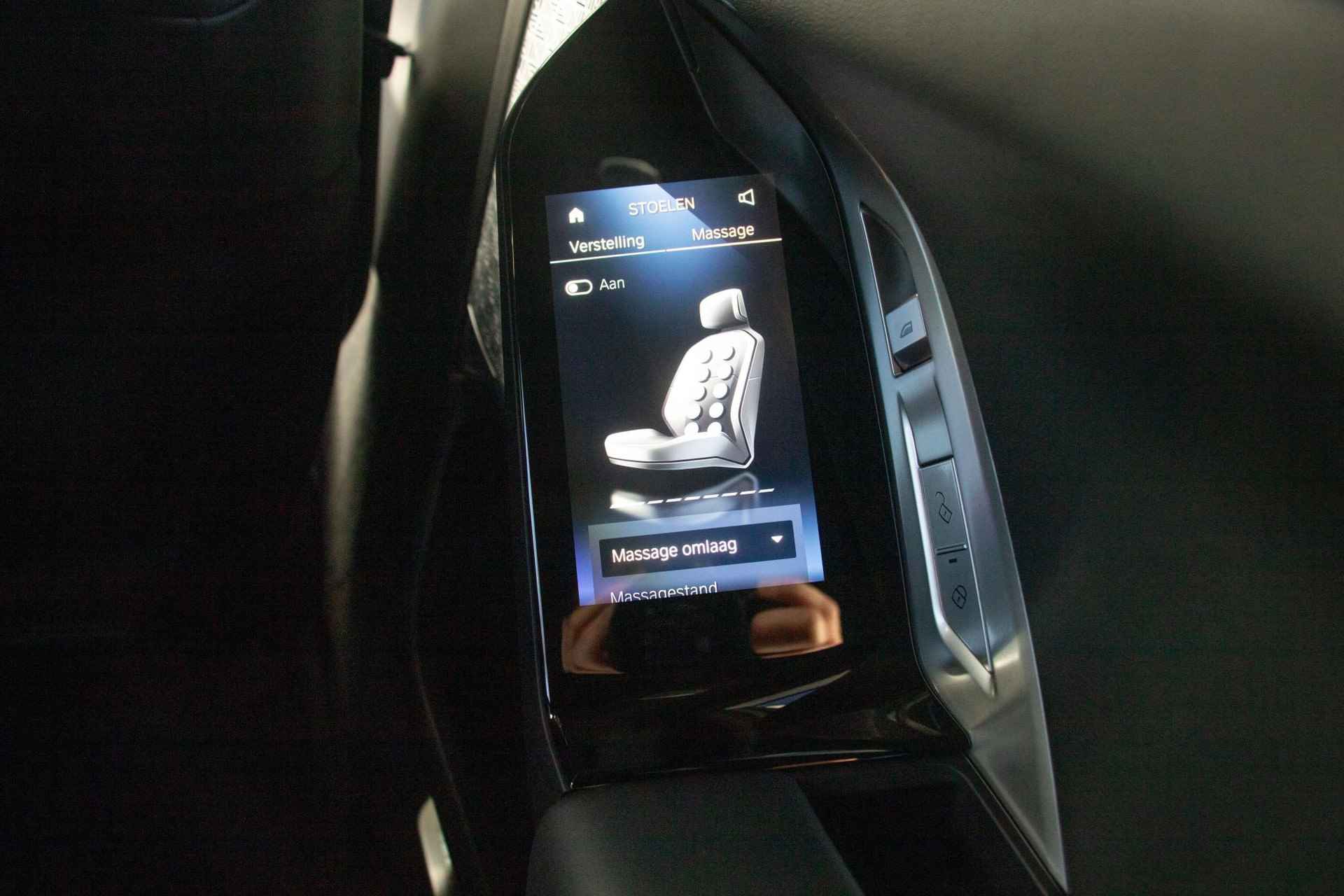 BMW i7 eDrive50 | Glazen panoramadak Sky Lounge | Bowers & Wilkins Diamond Surround Sound Systeem | Selections - 26/33