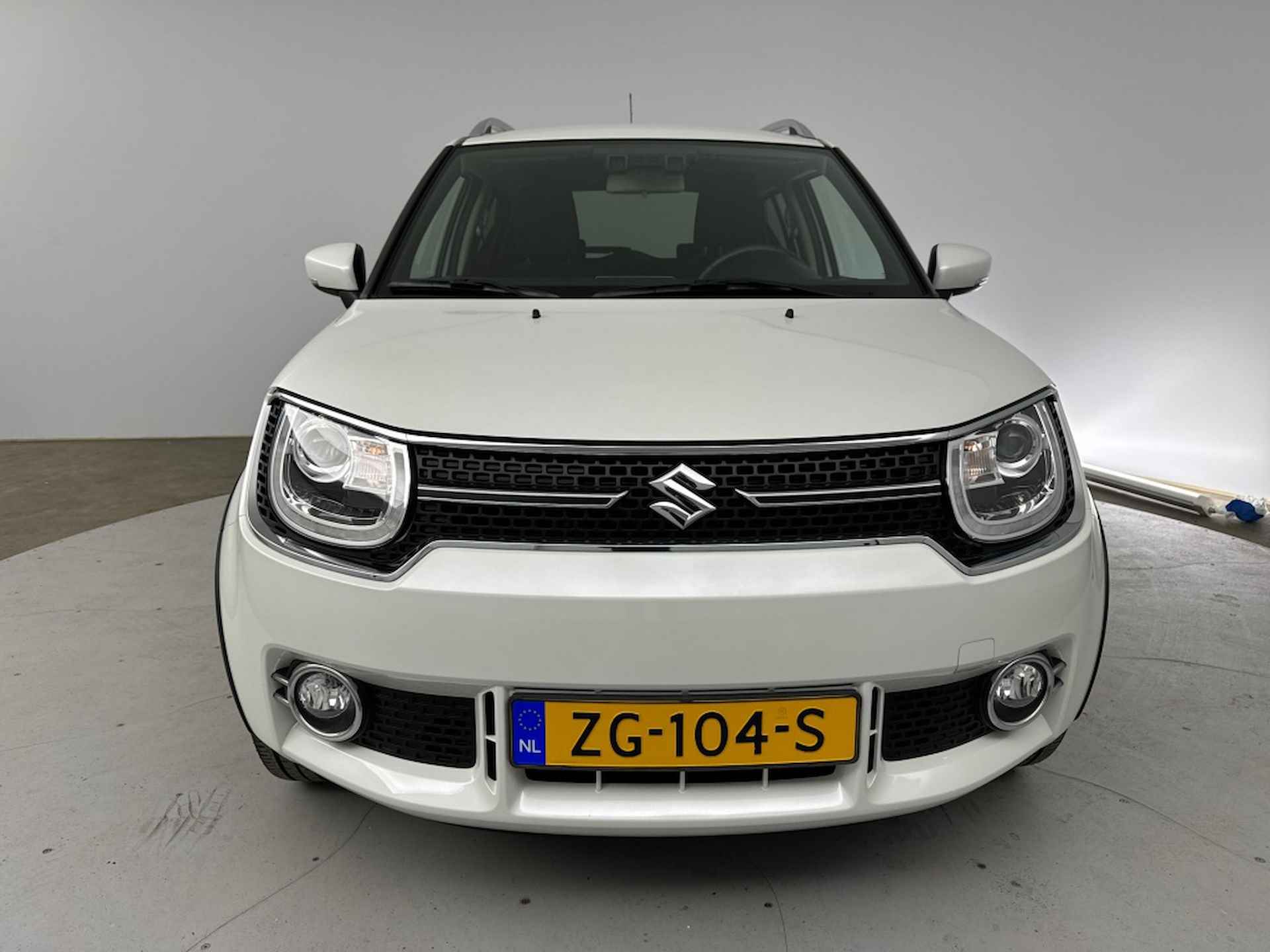 Suzuki Ignis 1.2 Stijl Automaat | Navigatie | Cruise Control | Parkeercamera - 29/38