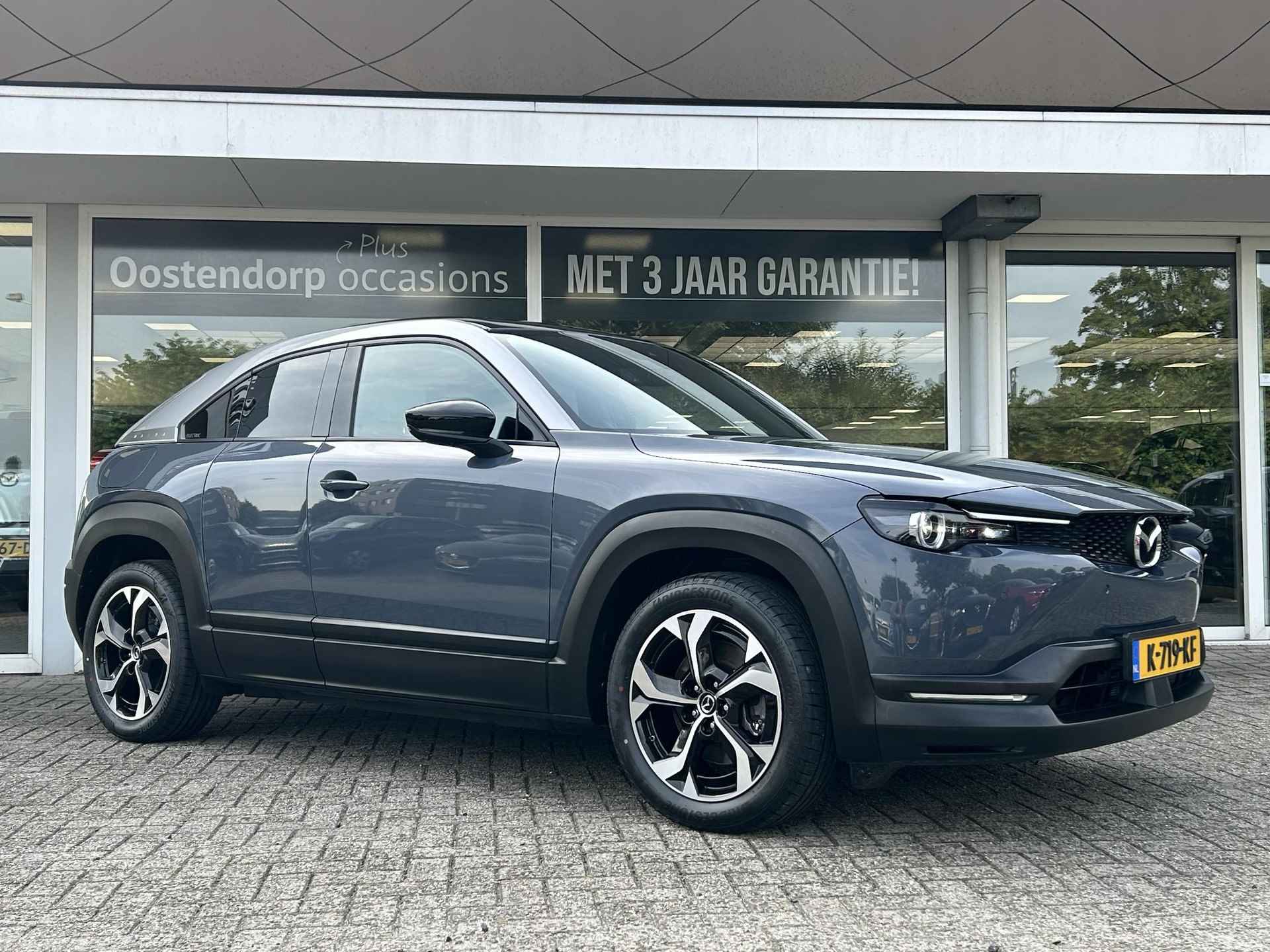 Mazda MX-30 e-SkyActiv 145 First Edition 36 kWh | € 2.000,- Subsidie mogelijk!  | Navigatie | Cruise Control Adaptief | Climate Control | Parkeersensoren | Parkeercamera | 36Mnd. Garantie | Rijklaar! | - 4/36