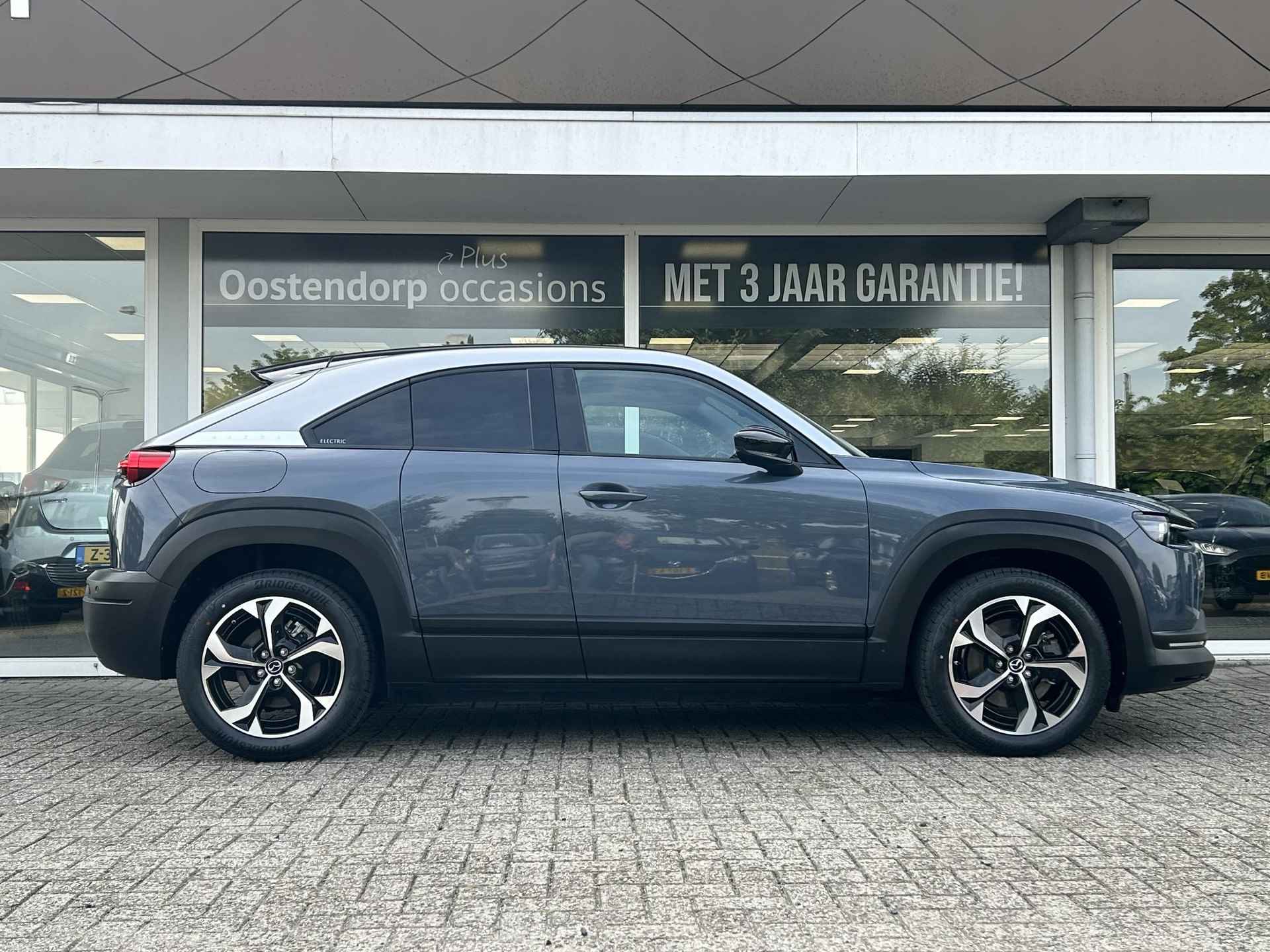 Mazda MX-30 e-SkyActiv 145 First Edition 36 kWh | € 2.000,- Subsidie mogelijk!  | Navigatie | Cruise Control Adaptief | Climate Control | Parkeersensoren | Parkeercamera | 36Mnd. Garantie | Rijklaar! | - 5/36