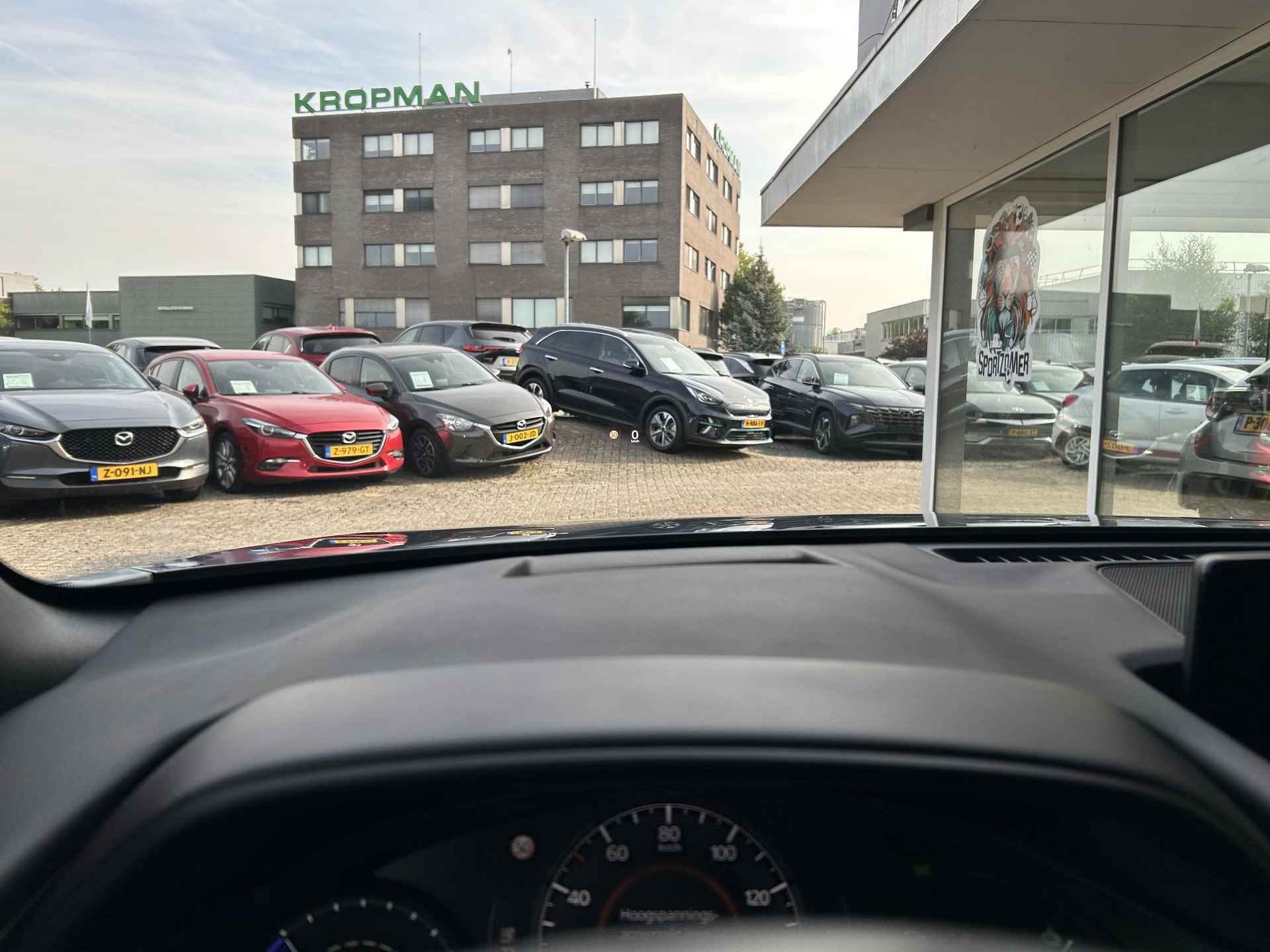 Mazda MX-30 e-SkyActiv 145 First Edition 36 kWh | € 2.000,- Subsidie mogelijk!  | Navigatie | Cruise Control Adaptief | Climate Control | Parkeersensoren | Parkeercamera | 36Mnd. Garantie | Rijklaar! | - 25/36