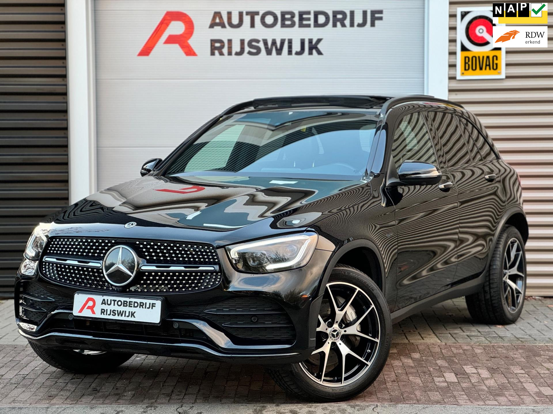 Mercedes-Benz GLC-klasse 300e 4MATIC Premium Memory/360/Pano