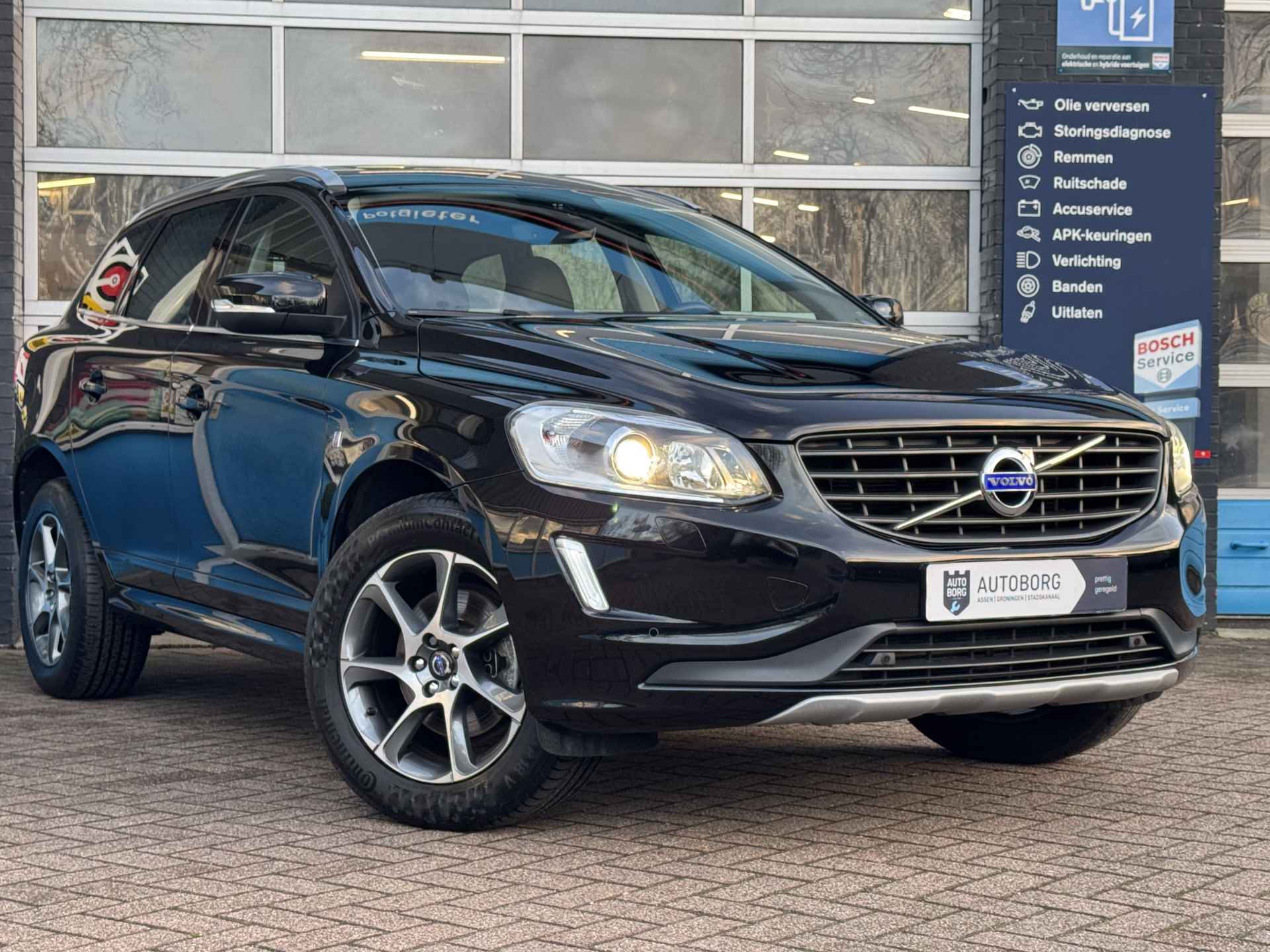 Volvo XC60 2.0 T5 FWD Ocean Race | Trekhaak Afneembaar | Panoramadak | Eerste Eigenaar | Rijklaar + 12 Maand BOVAG Garantie - 42/48