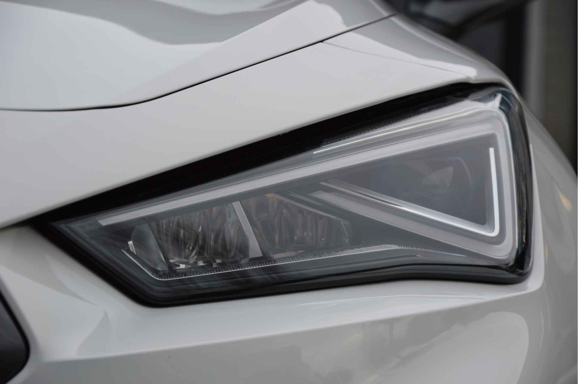 CUPRA Formentor 1.4 e-Hybrid VZ PERFORMANCE | LED | NAVI | CAMERA | DAB | - 29/31