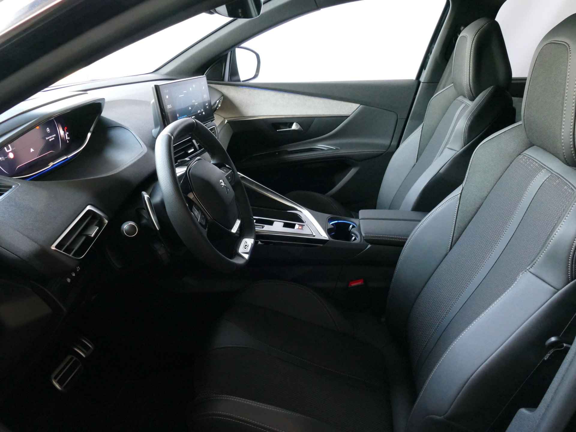 Peugeot 5008 GT 7P CAMERA NAVI I-COCKPIT LED ELEK.KLEP STOELVERW. LEER LED 12/2023 7PERS 7PERSOONS - 18/88