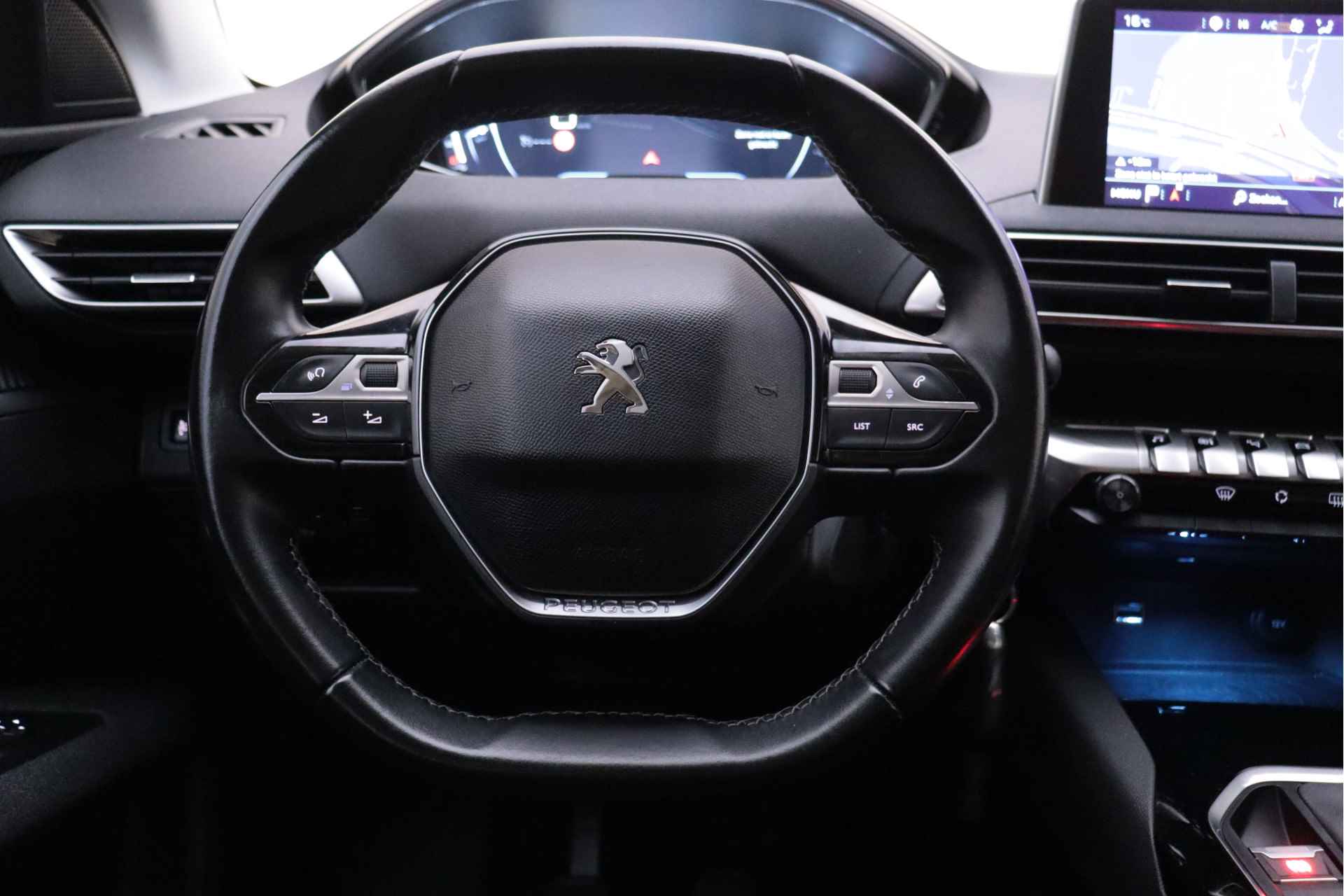 Peugeot 5008 1.2T 7Pers EXECUTIVE DIGIDASH/CARPLAY/TREKHAAK/NAVI/CLIMA/CRUISE/PDC/LMV - 18/25