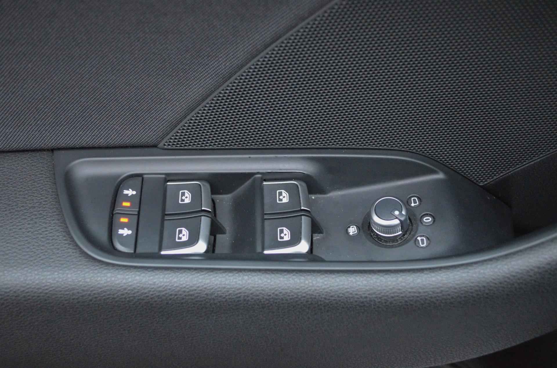 Audi A3 Limousine 1.0 TFSI Sport Edition Trekhaak|LED|Navi.|PDC|Cruis| NL auto - 16/31
