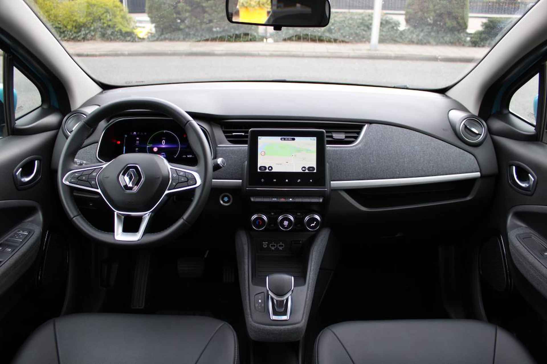 Renault ZOE 50 kWh | Incl. Accu | Snellader | Camera | CarPlay/Android | Incl. BTW - 6/13
