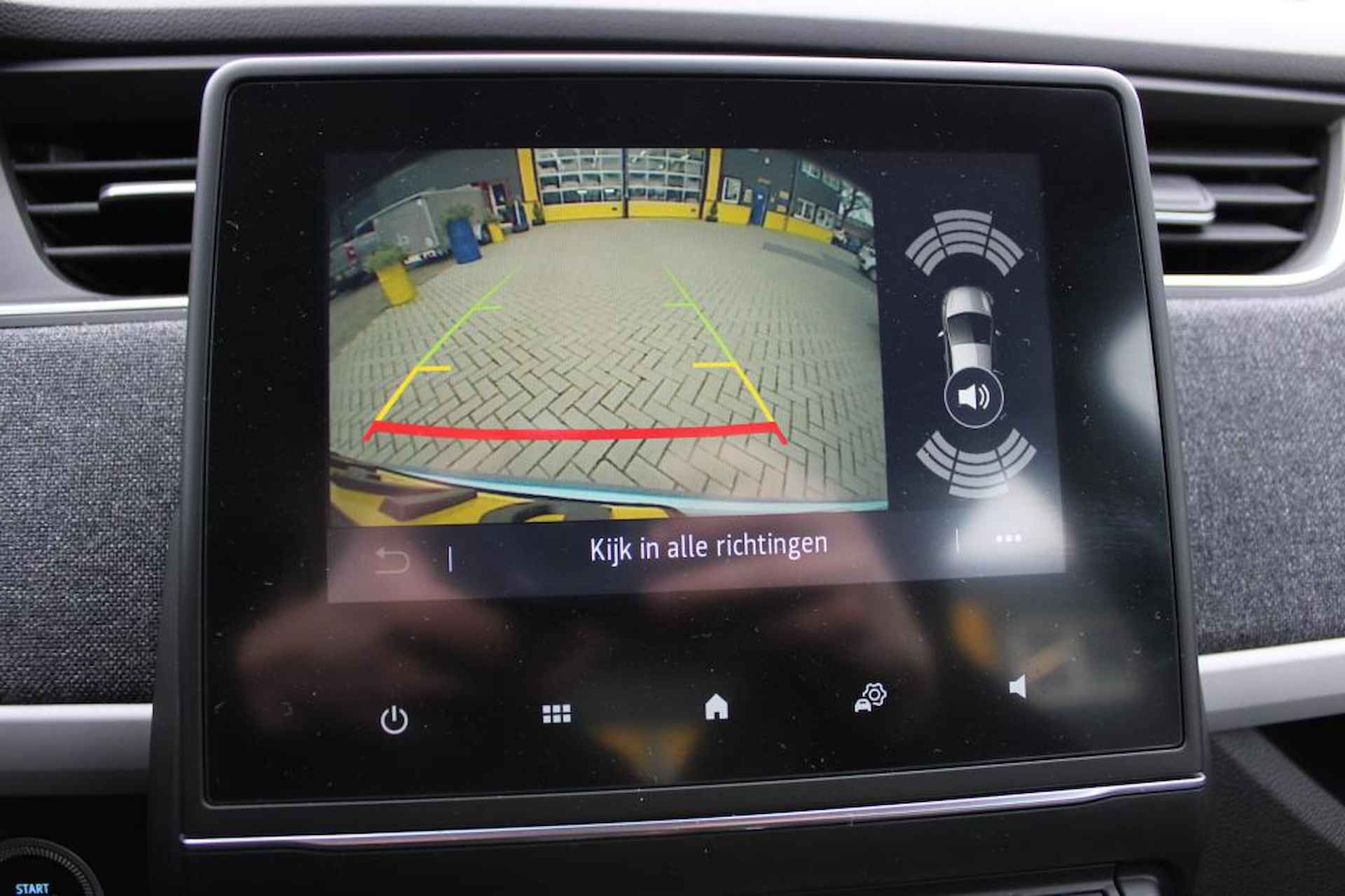 Renault ZOE 50 kWh | Incl. Accu | Snellader | Camera | CarPlay/Android | Incl. BTW - 10/13