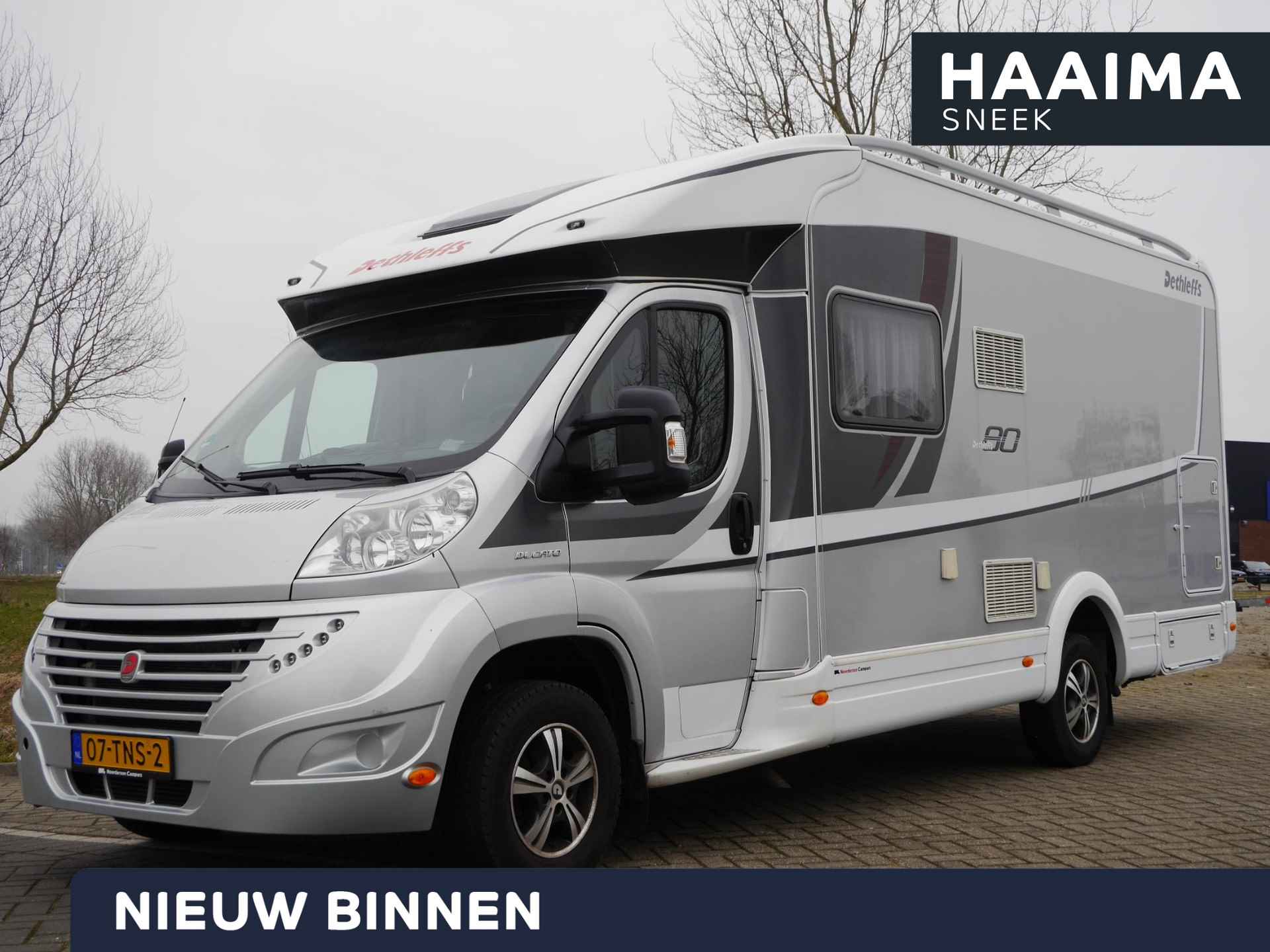 Dethleffs T 6700 eighty | 3850 gewicht | Fietsendrager achterop | 4 persoons | Zeer netjes | Fransbed | Airco | Cruise | Ruime badkamer