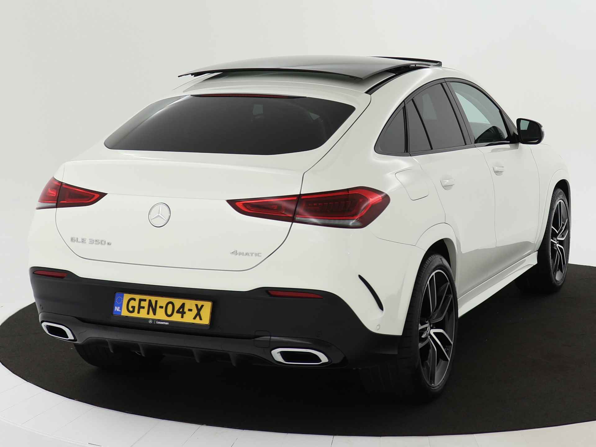 Mercedes-Benz GLE Coupé 350 e Coupe AMG Limited Panorama Schuif-Kanteldak | Airmatic | 22 Inch AMG Velgen | MULTIBEAM LED-koplampen. | Inclusief 24 maanden Mercedes-Benz Certified garantie voor Europa. - 18/44