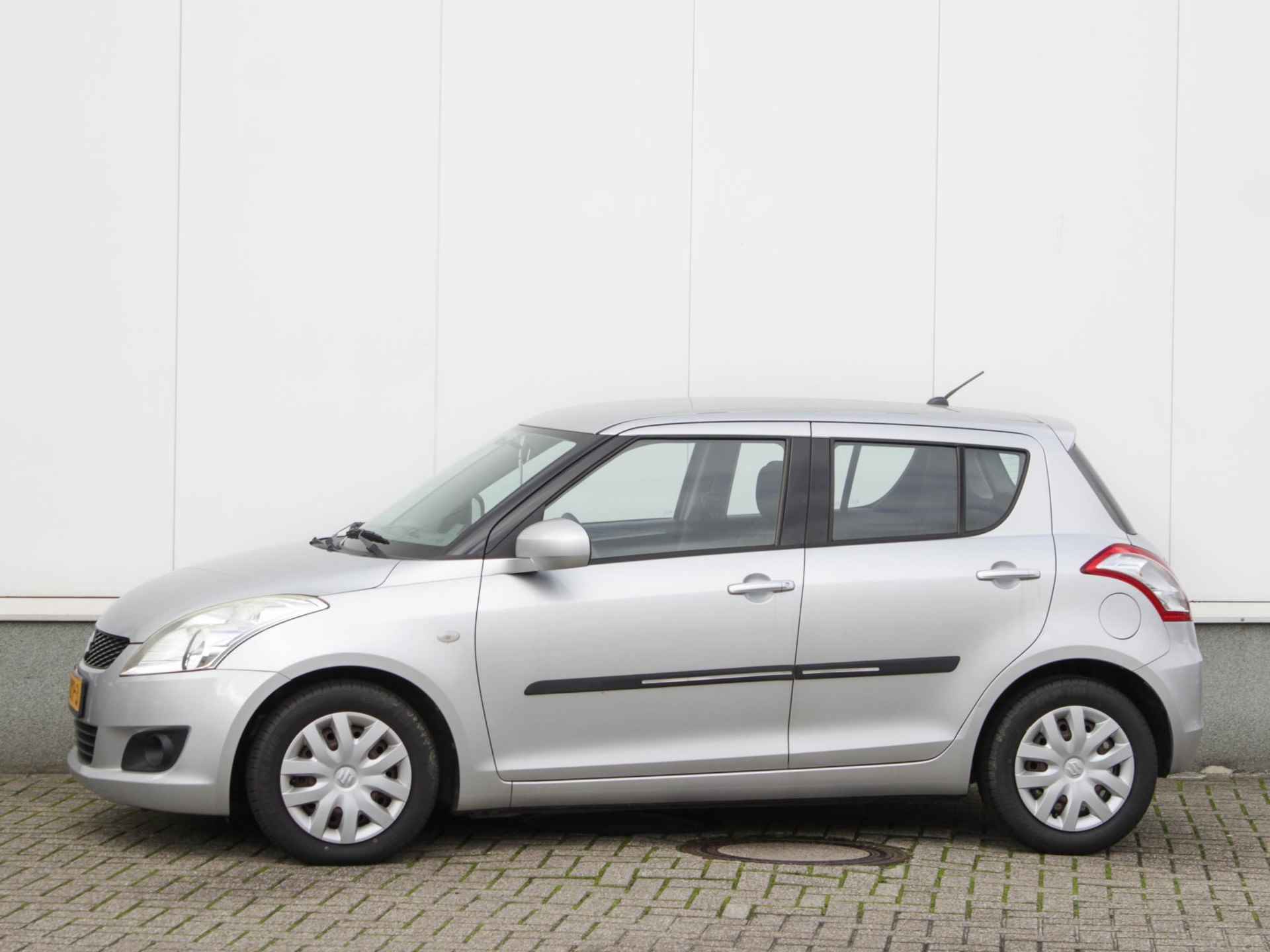 Suzuki Swift 1.2 Comfort Automaat | Airco | Park sens - 2/20