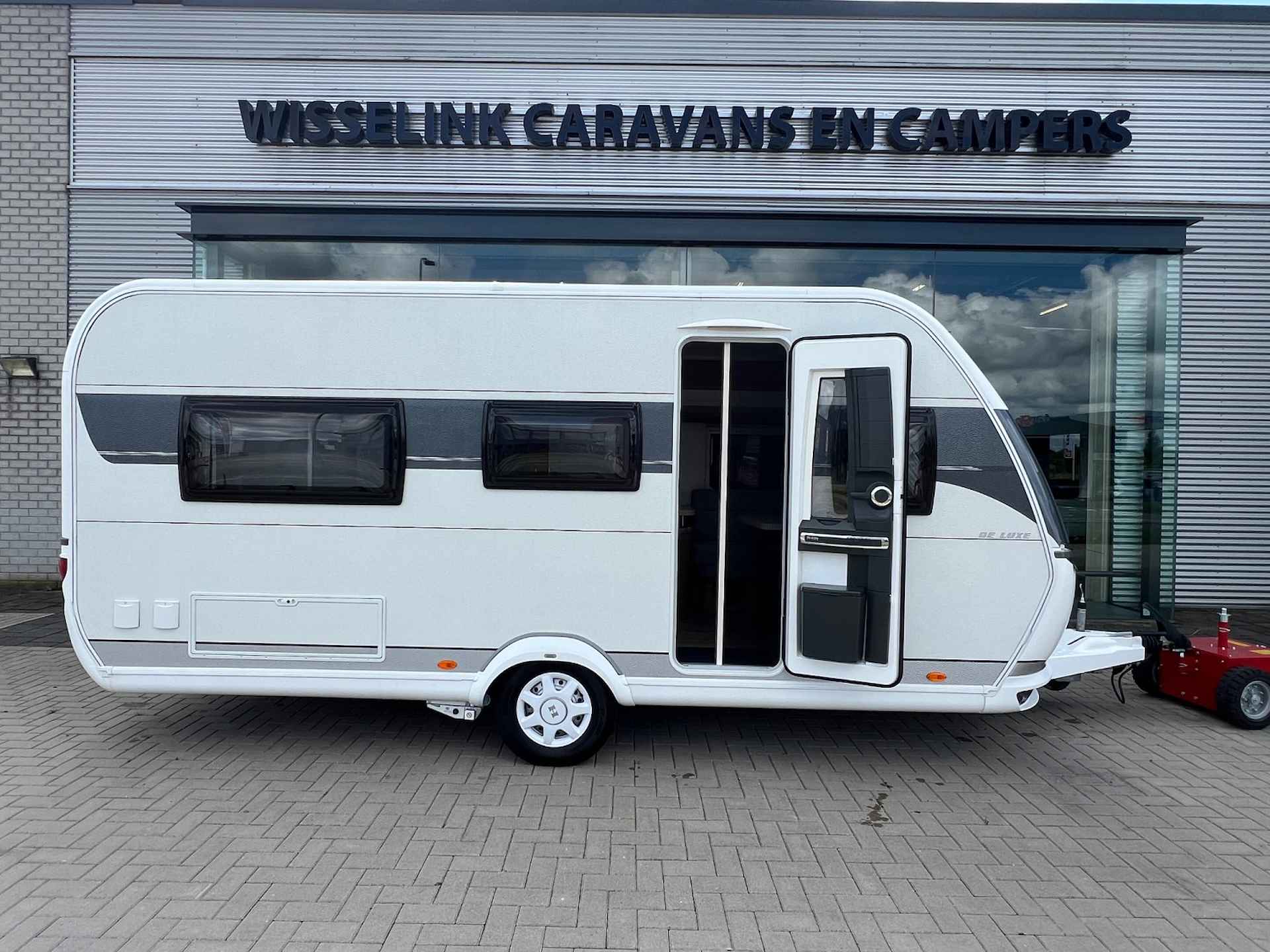 Hobby De luxe 460 LU ENKELE BEDDEN RONDZIT MOVER - 5/17