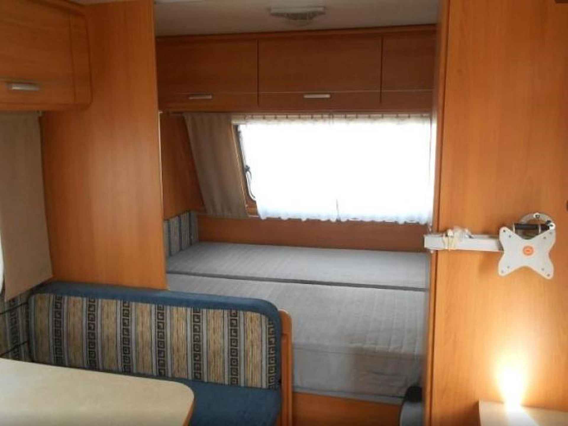 Caravelair Antares 465 Dwarsbed / Luifel. - 10/17