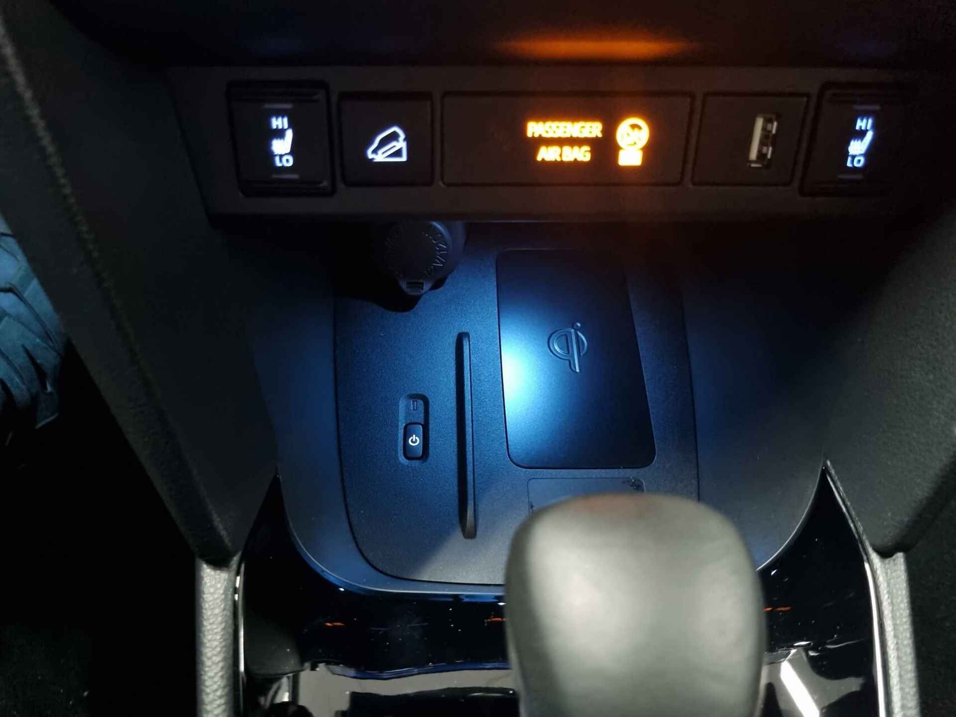 Toyota Yaris Cross 1.5 Hybrid AWD Launch Edition / Trekhaak / Bi-Tone - 10/66