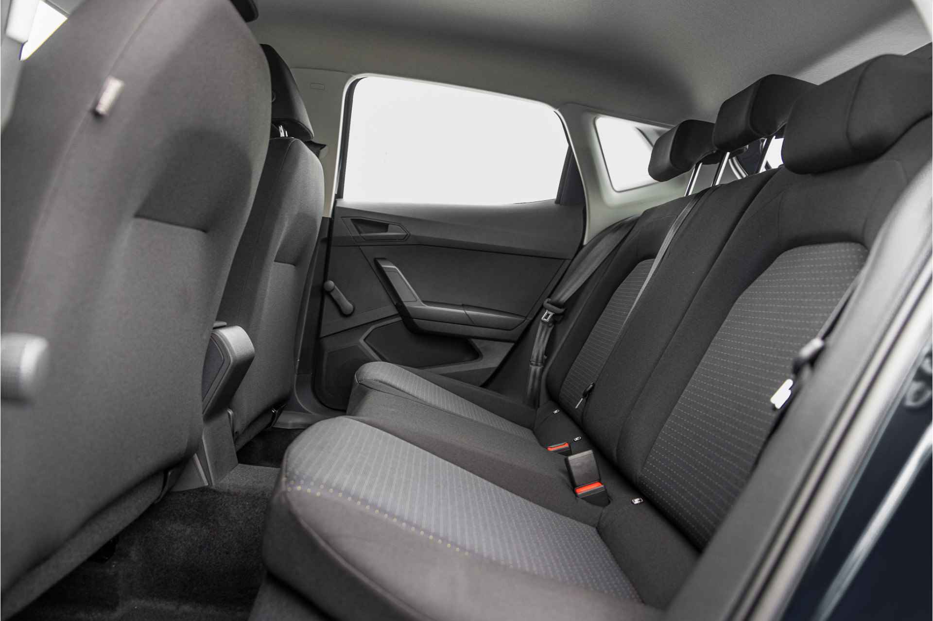 SEAT Ibiza 1.0 TSI Style | Private lease vanaf 349,- P/M !! - 18/31