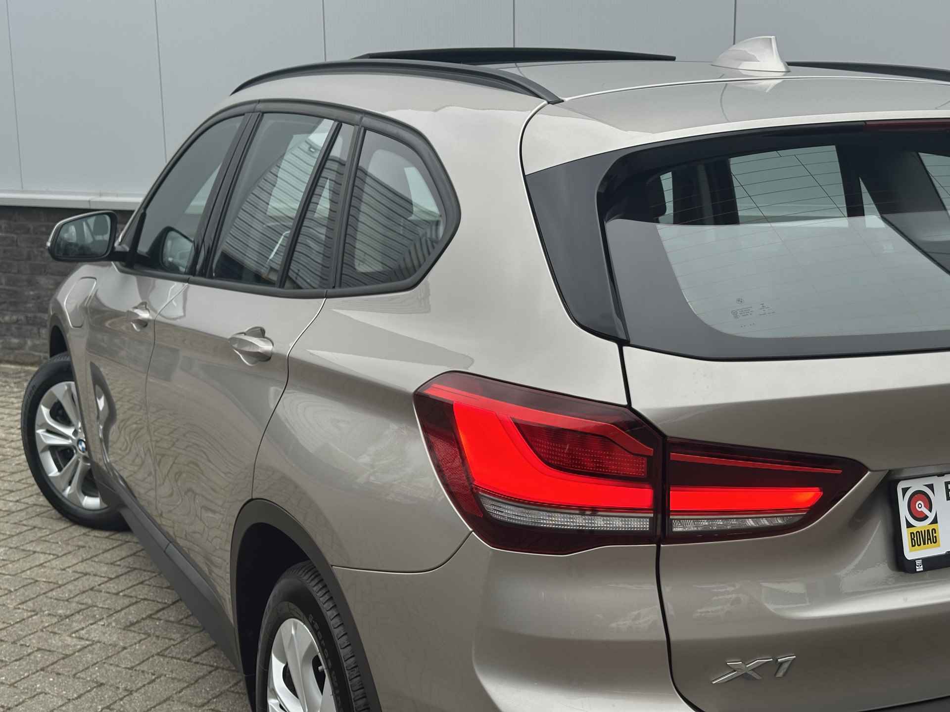 BMW X1 xDrive25e Executive | Panorama | Head-up | ACC | Camera | Adaptive CC | Noodremsyst assist - Snelh-/afstandsreg- | Garantie Interesse, Proefrit? Bel of app met: 06-24 28 28 42 - 28/36