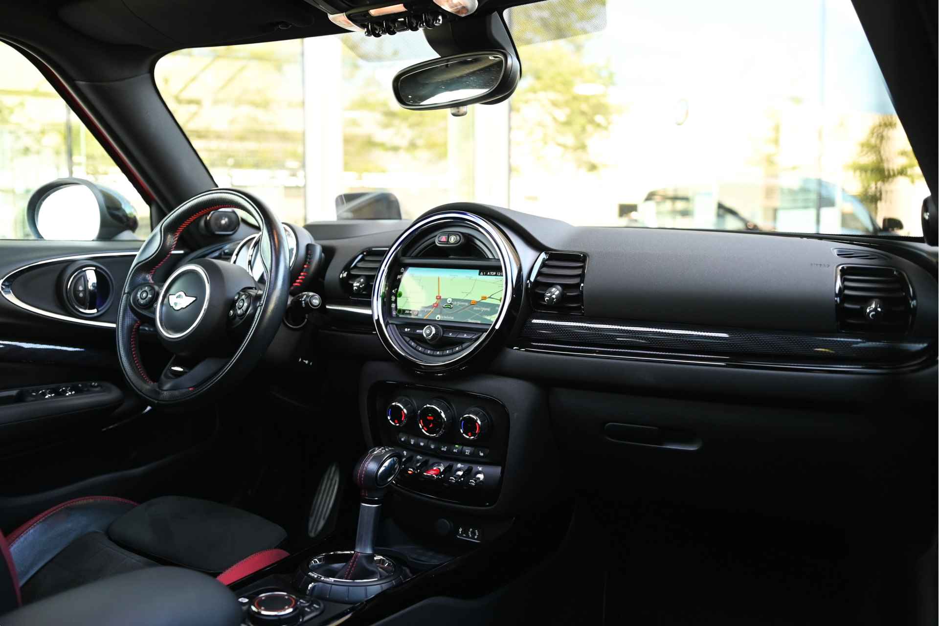 MINI Clubman JCW ALL4 Chili Automaat / Panoramadak / Camera / Active Cruise Control / Harman Kardon / Head-up Display / 19"LM-velgen - 4/32