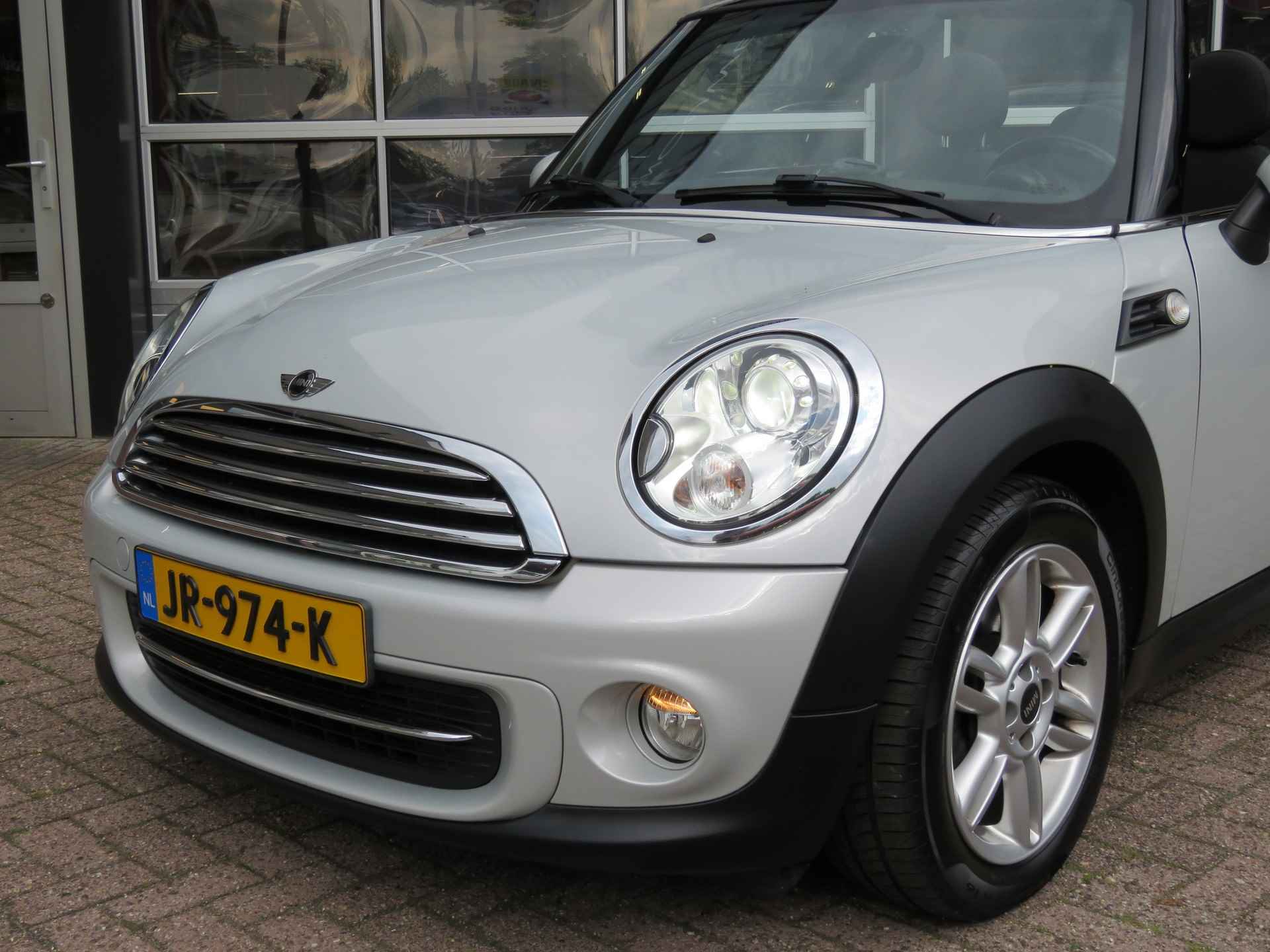 MINI Cabrio 1.6 Cooper Pepper / Xenon / Stoelverwerw. / Acc/ - 10/41