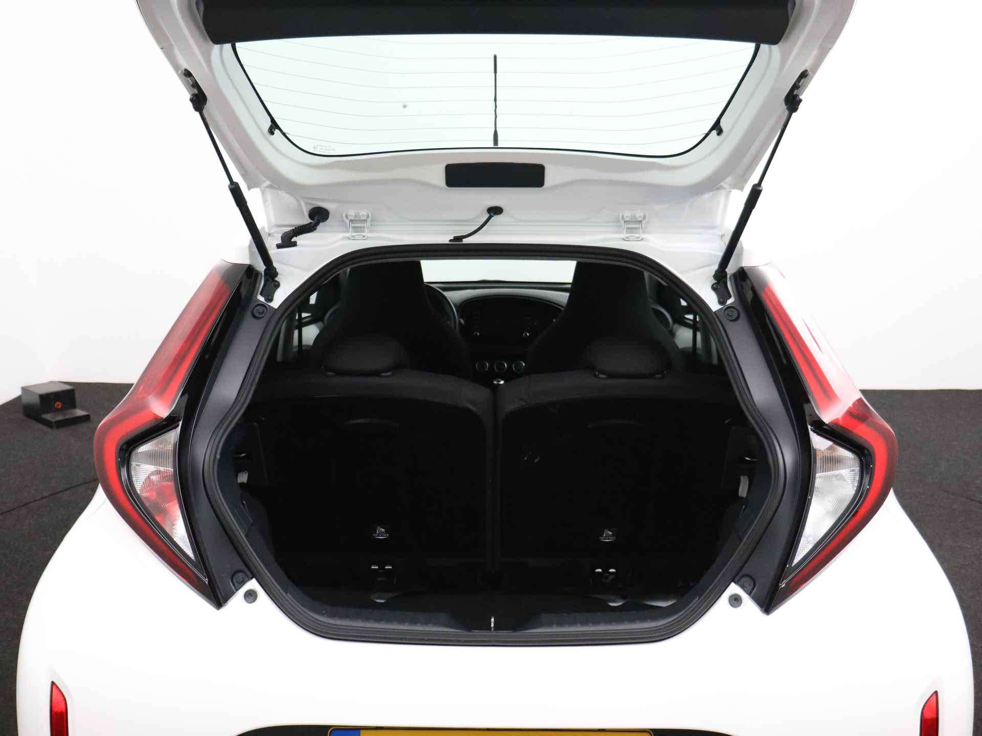 Toyota Aygo X 1.0 VVT-i play | Carplay | BTW auto - 27/32