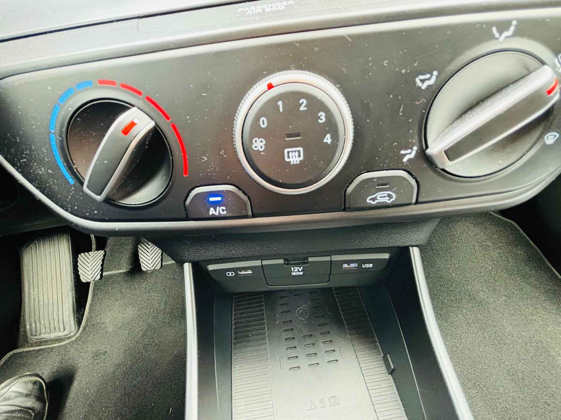 Hyundai I20 1.2 MPI Comfort Smart| Autom. Airco|A.U.R. camera |Navi - 18/25