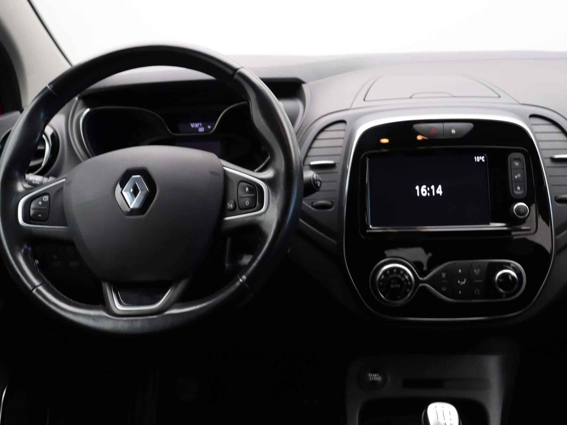 Renault Captur TCe 90pk Intens | Achteruitrijcamera | Climate control | Cruise control | Navigatie | Trekhaak - 4/46