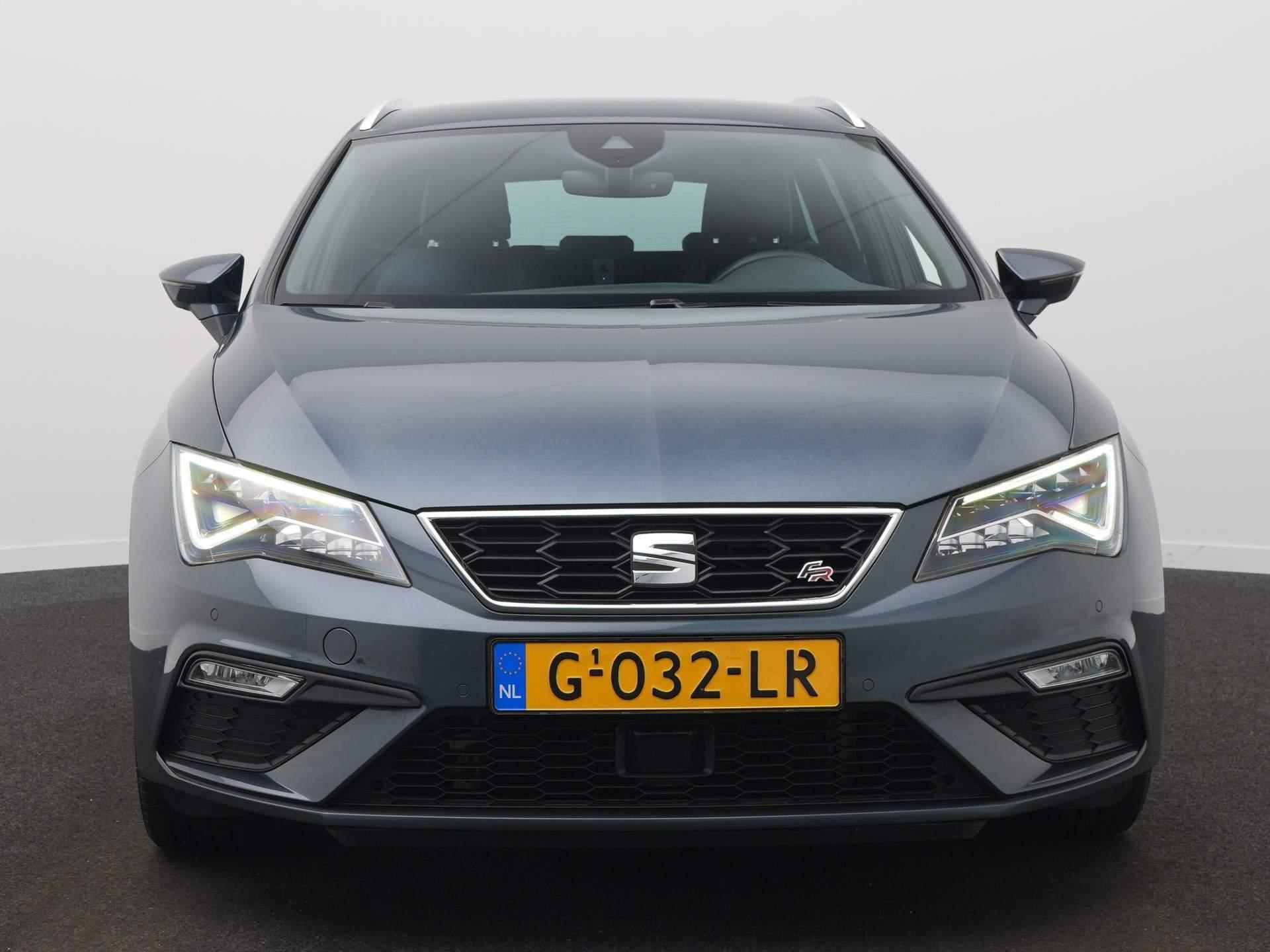 SEAT Leon ST 1.5 TSI FR Ultimate Edition / Acc / Clima / Navigatie / Camera - 2/45