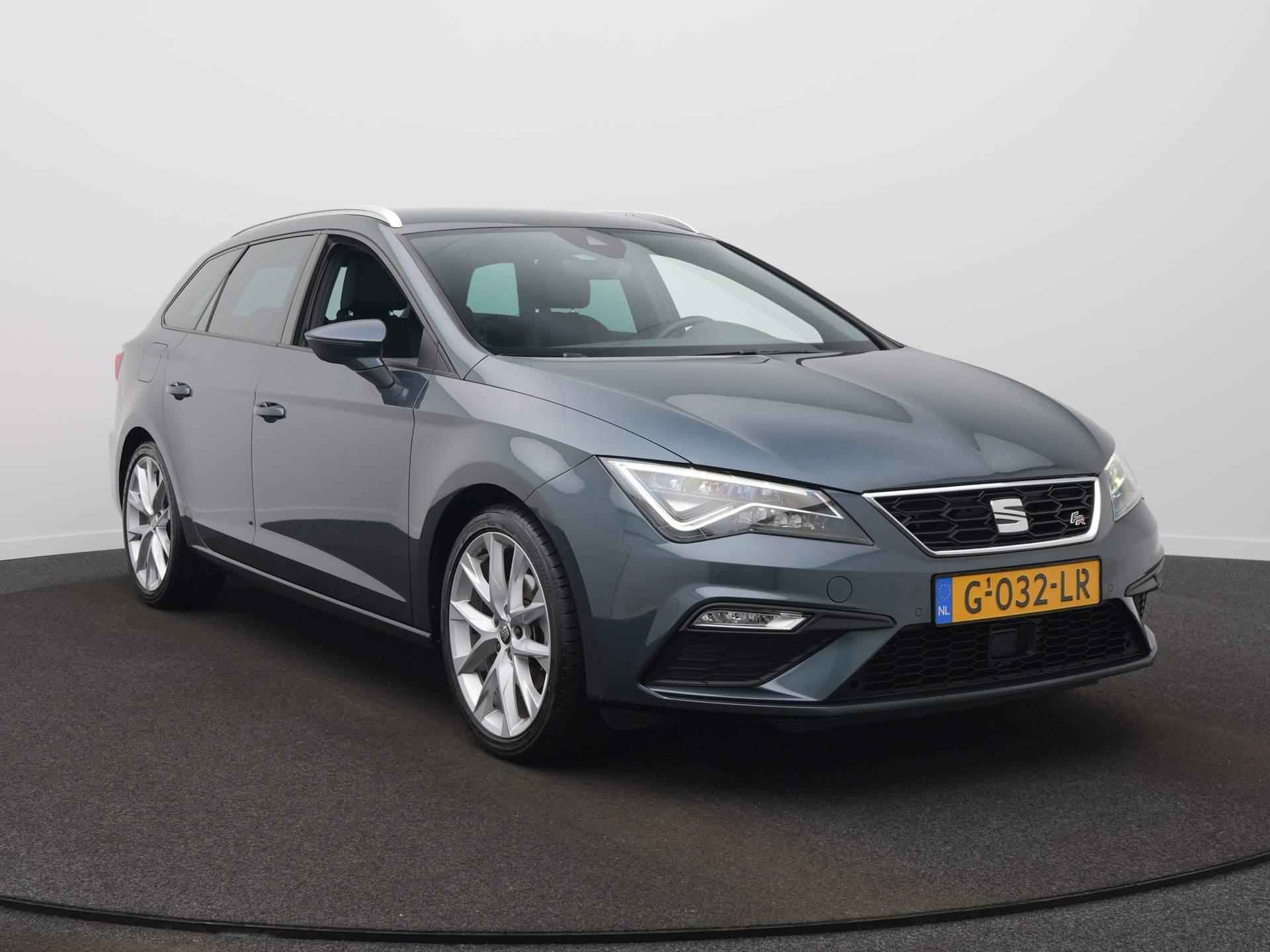 SEAT Leon ST 1.5 TSI FR Ultimate Edition / Acc / Clima / Navigatie / Camera - 3/45