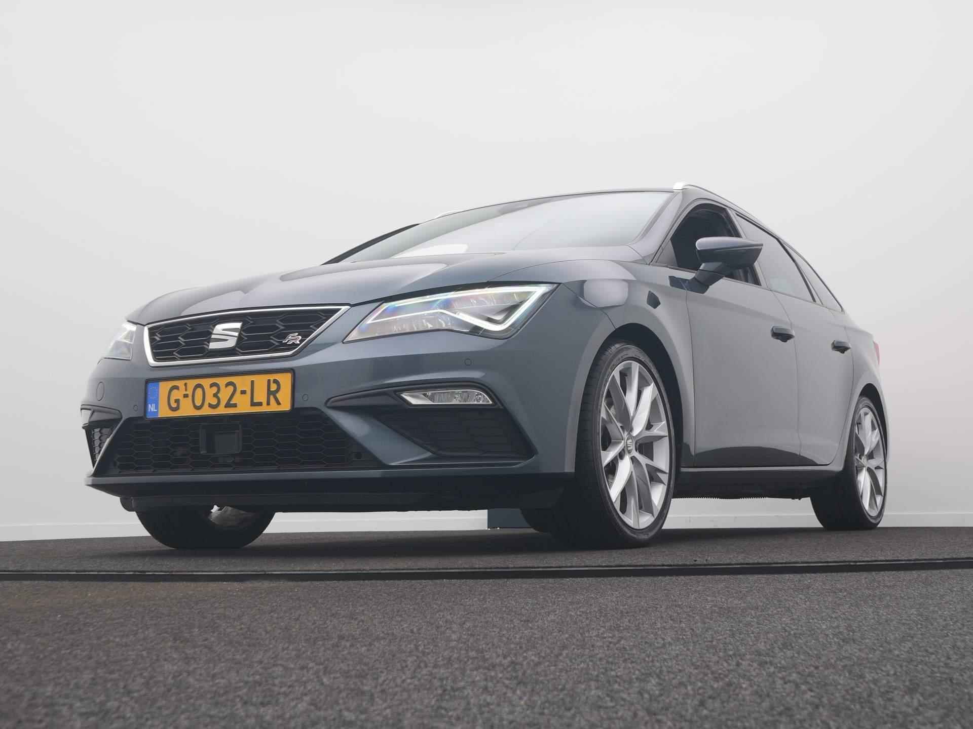 SEAT Leon ST 1.5 TSI FR Ultimate Edition / Acc / Clima / Navigatie / Camera - 9/45