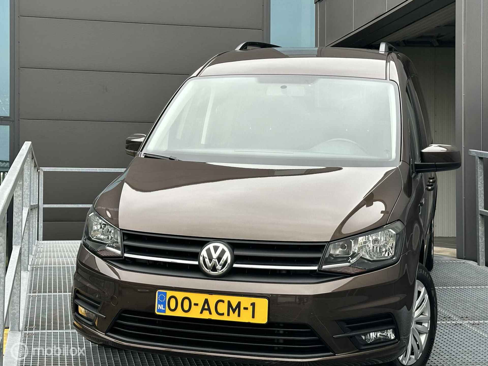 Volkswagen Caddy Maxi Rolstoelauto Autom.  5+1 1.4 TSI Trendline 5p - 6/20