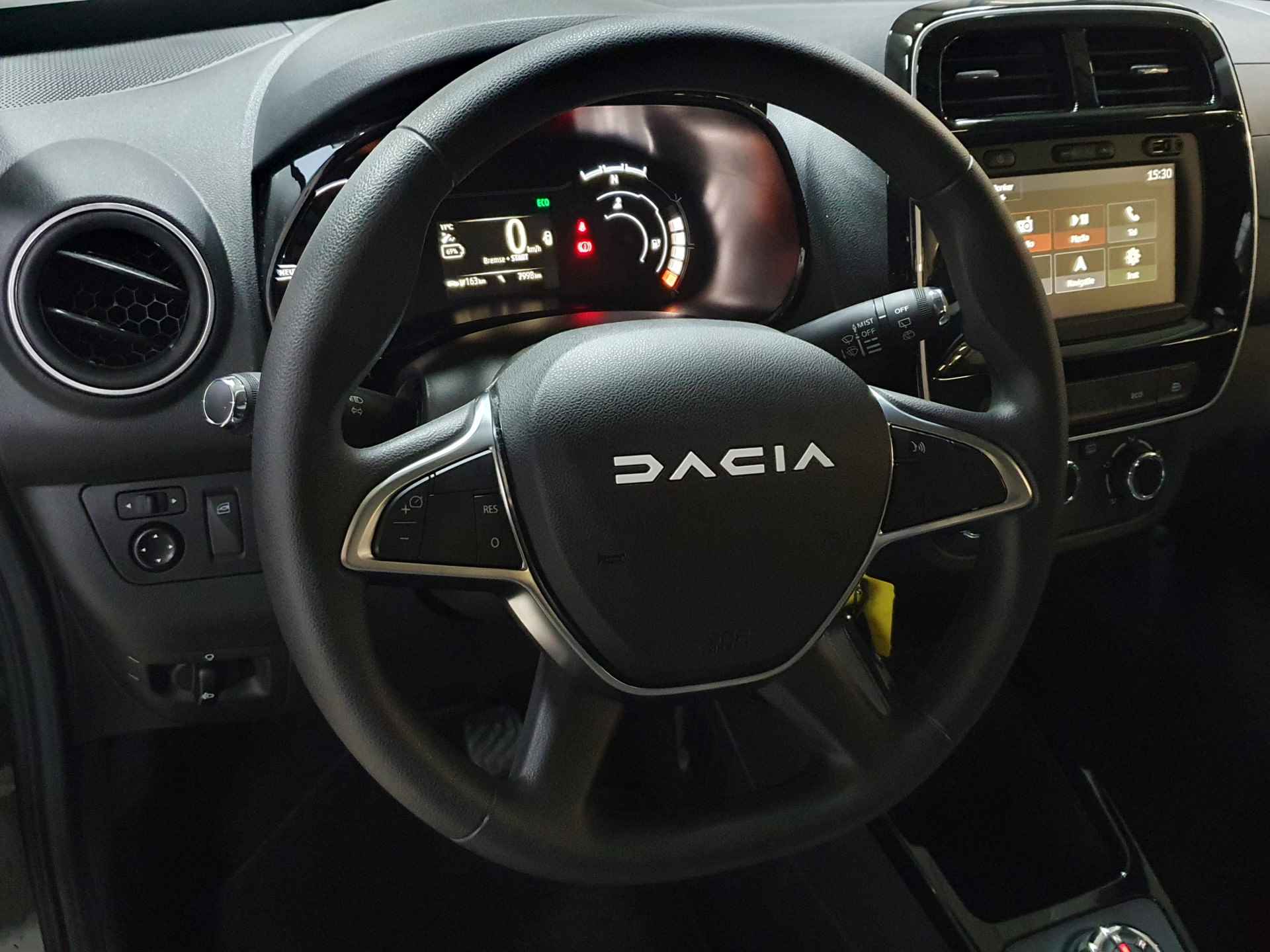 Dacia Spring Expression | Camera | Parkeersensoren achter | Half Leder - 8/35